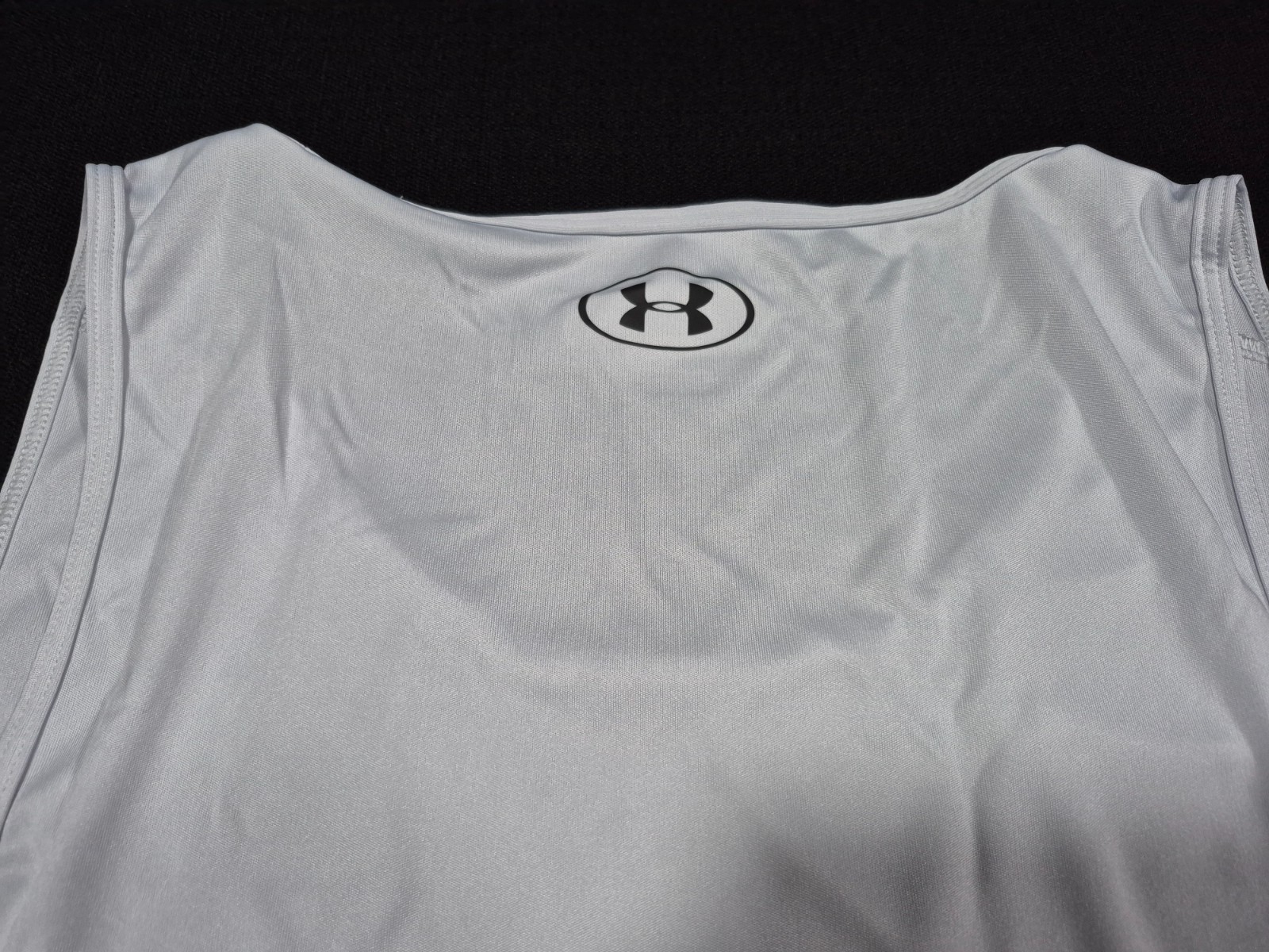 Under Armour Mens Velocity SL Light Gray Tank Heat Gear Loose 1383408-015