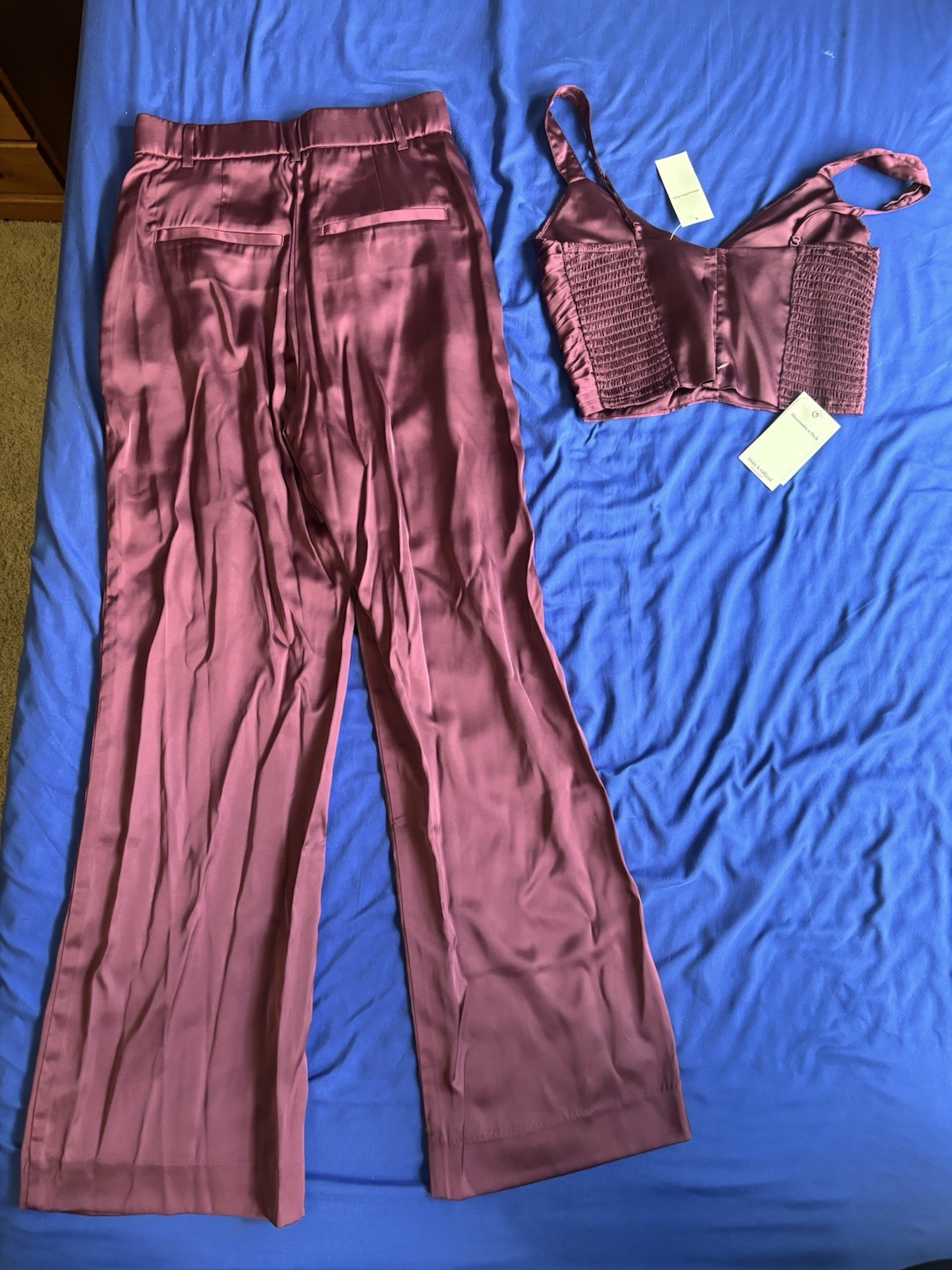 Abercrombie Fitch Women’s 2 Piece Plisse Set Burgandy Size 26 / 2R NWT