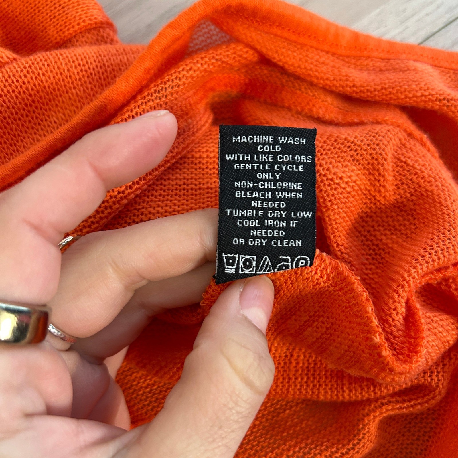 Context Orange Button Back Knit Top Oversized 3/4 Sleeve Small
