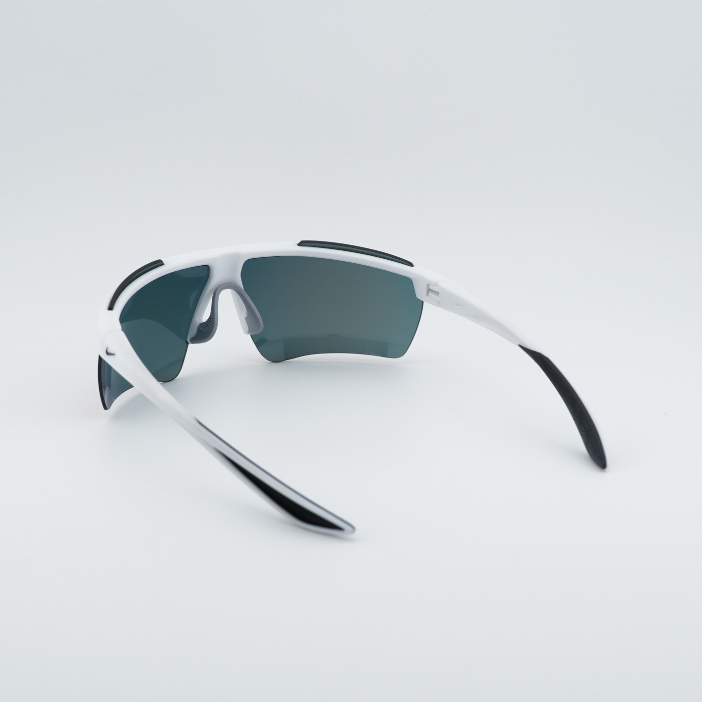 Nike NIKE WINDSHIELD 20 CW1287 100 White/Field Tint 75-09-130 Sunglasses New …