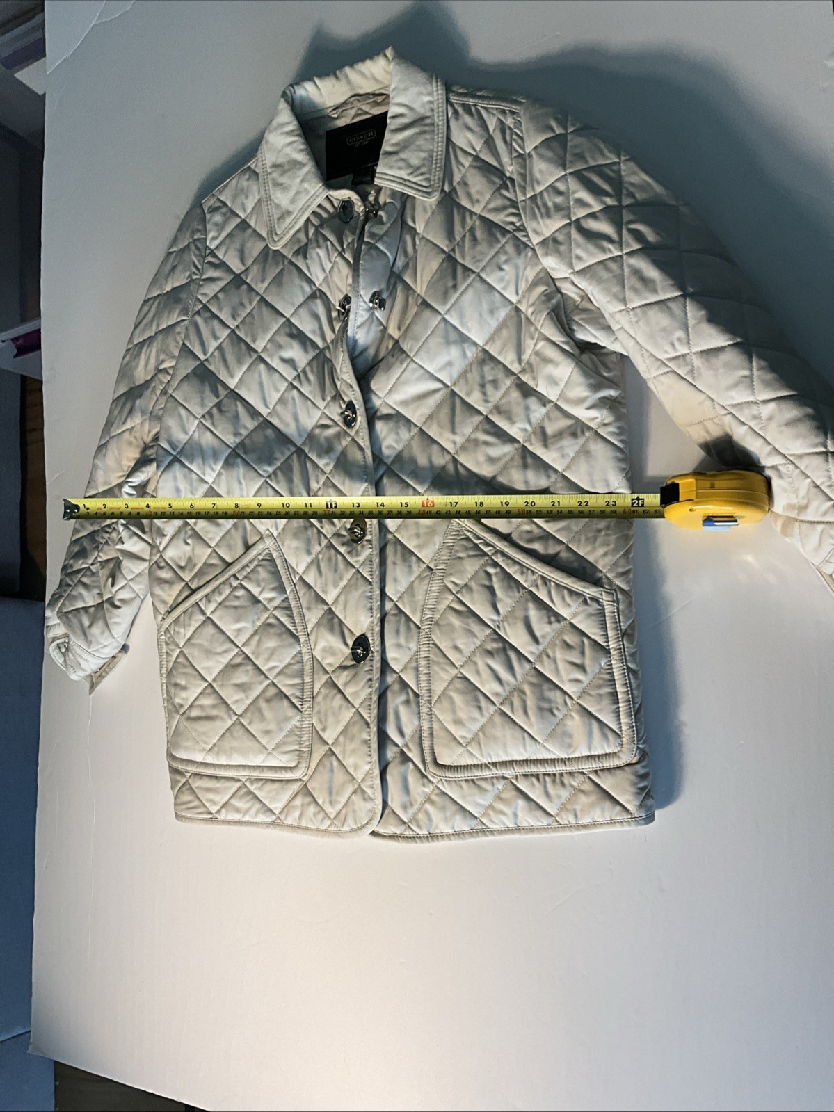 Coach Signature C Quilted Jacket Cream Turnlock Women’s Size Large 10