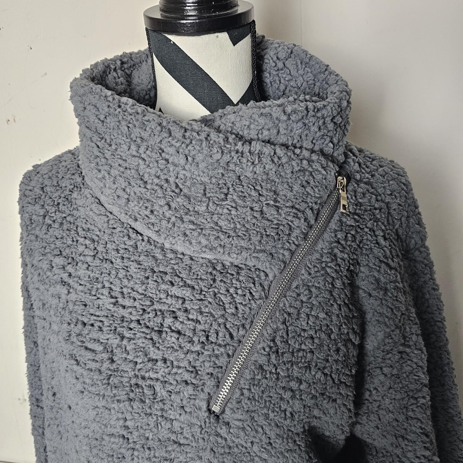 Kirundo Women’s Gray 1/4 Zip Cozy Sharpa Jacket With Front Pockets Size M NWT