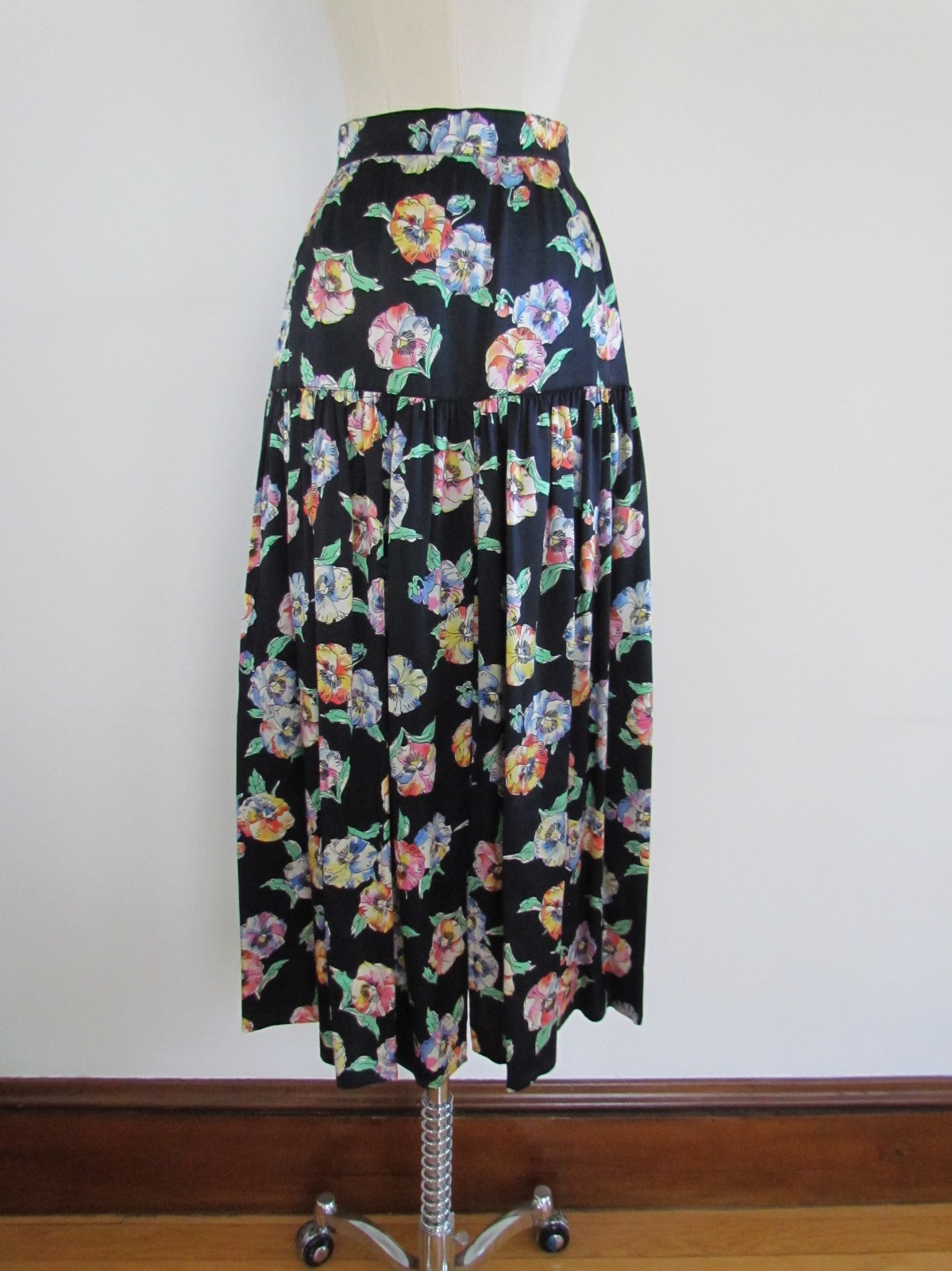 Vintage Escada Silk Floral Midi Skirt Made in W Germany EU 36 US 4 RARE 1980s