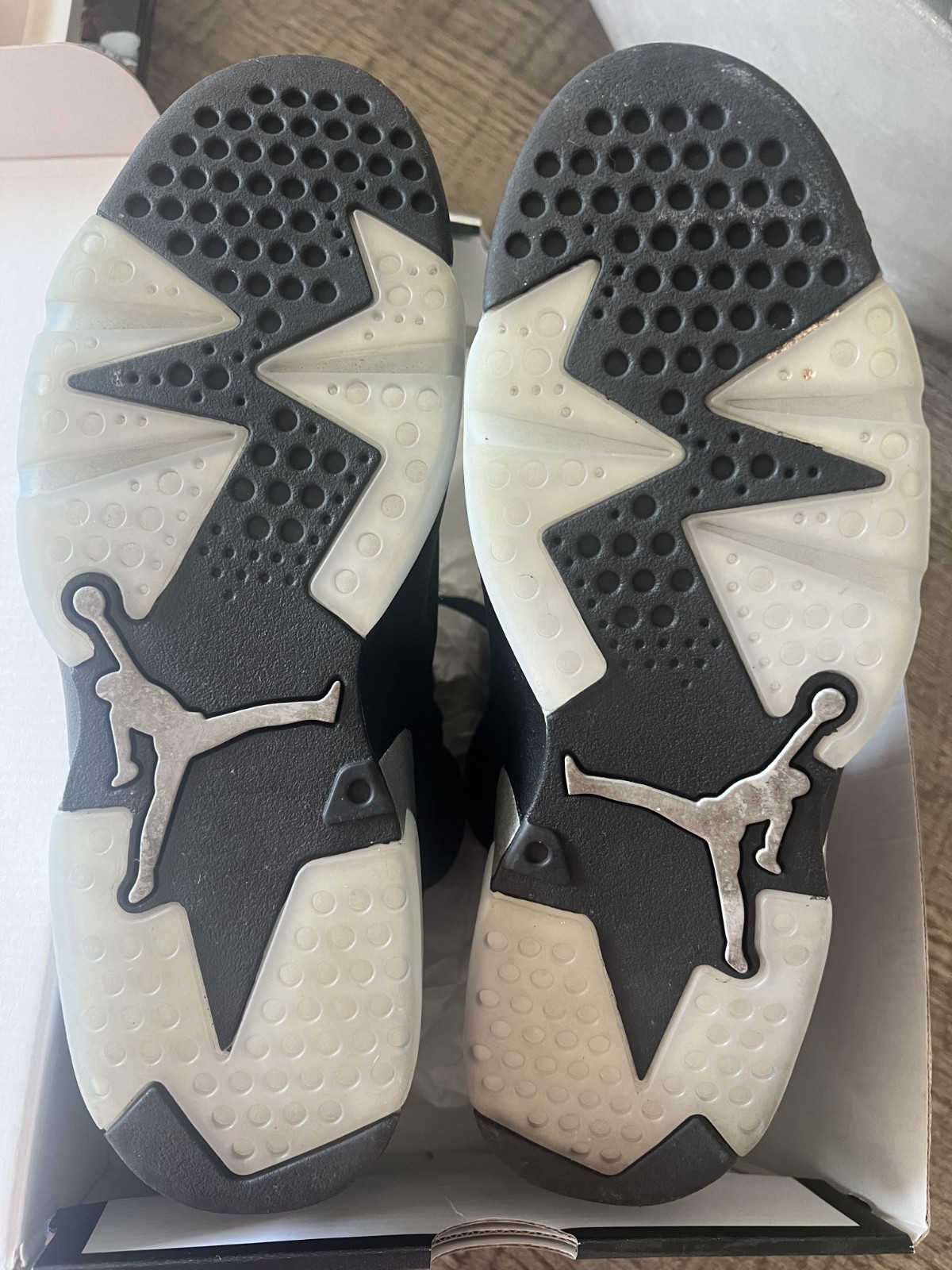 Nike Air Jordan 6 Retro Chrome Metallic Silver Black Size 10.5 DX2836-001 OG Box
