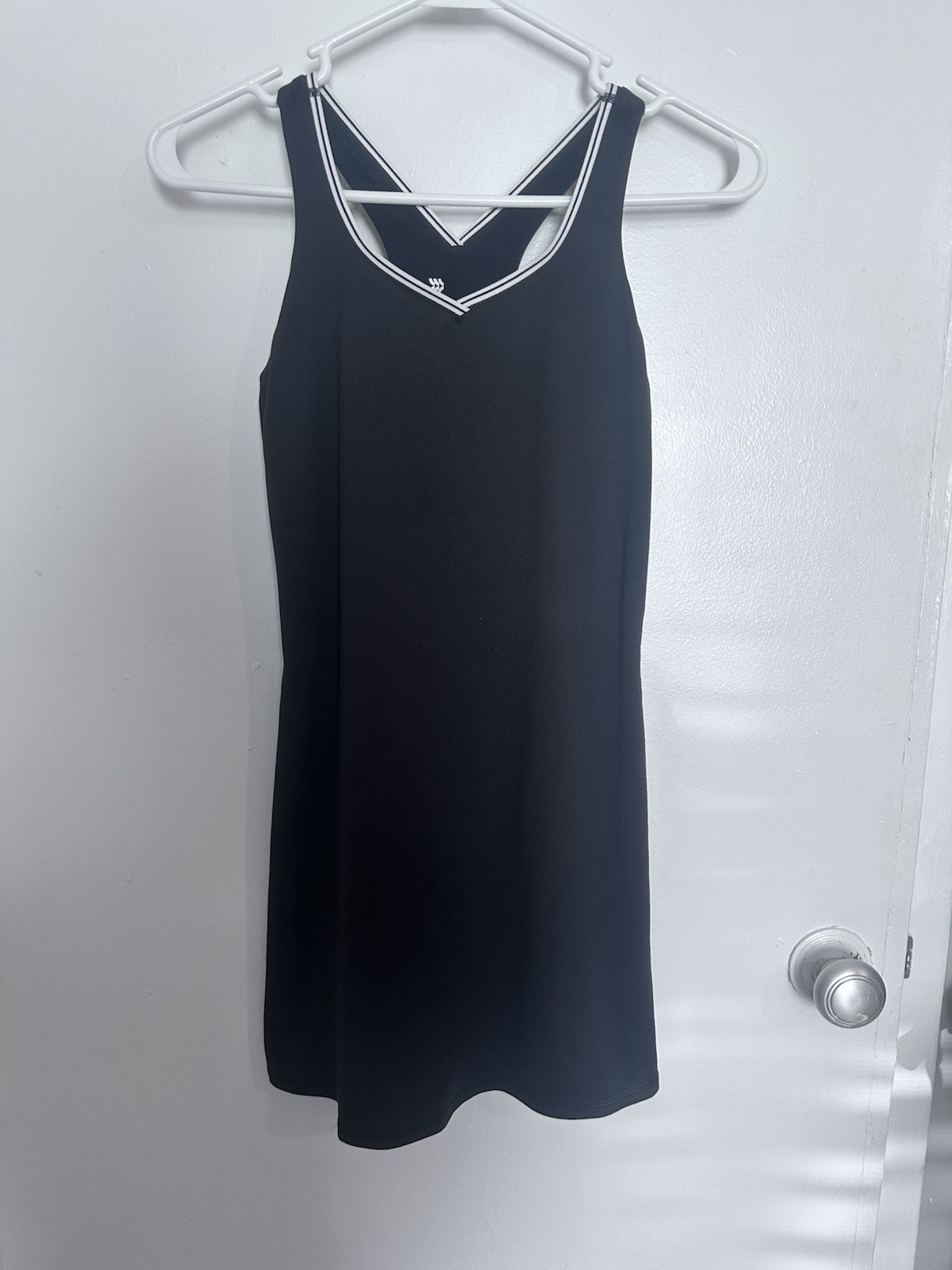 All in Motion Women’s Black Racerback V-Neck Activewear Tank Top Size L 10/12
