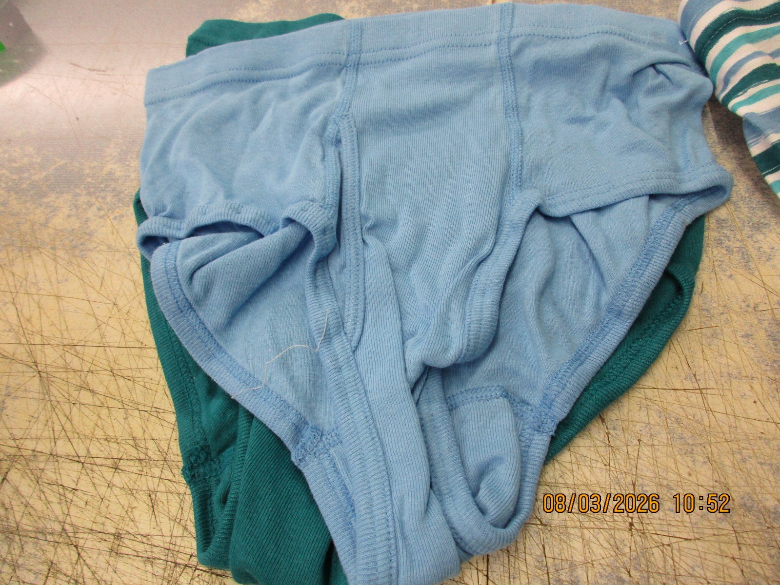 Hanes Men’s No Ride Up Briefs 3 Pack ComfortSoft Waistband TAGLESS Underwear