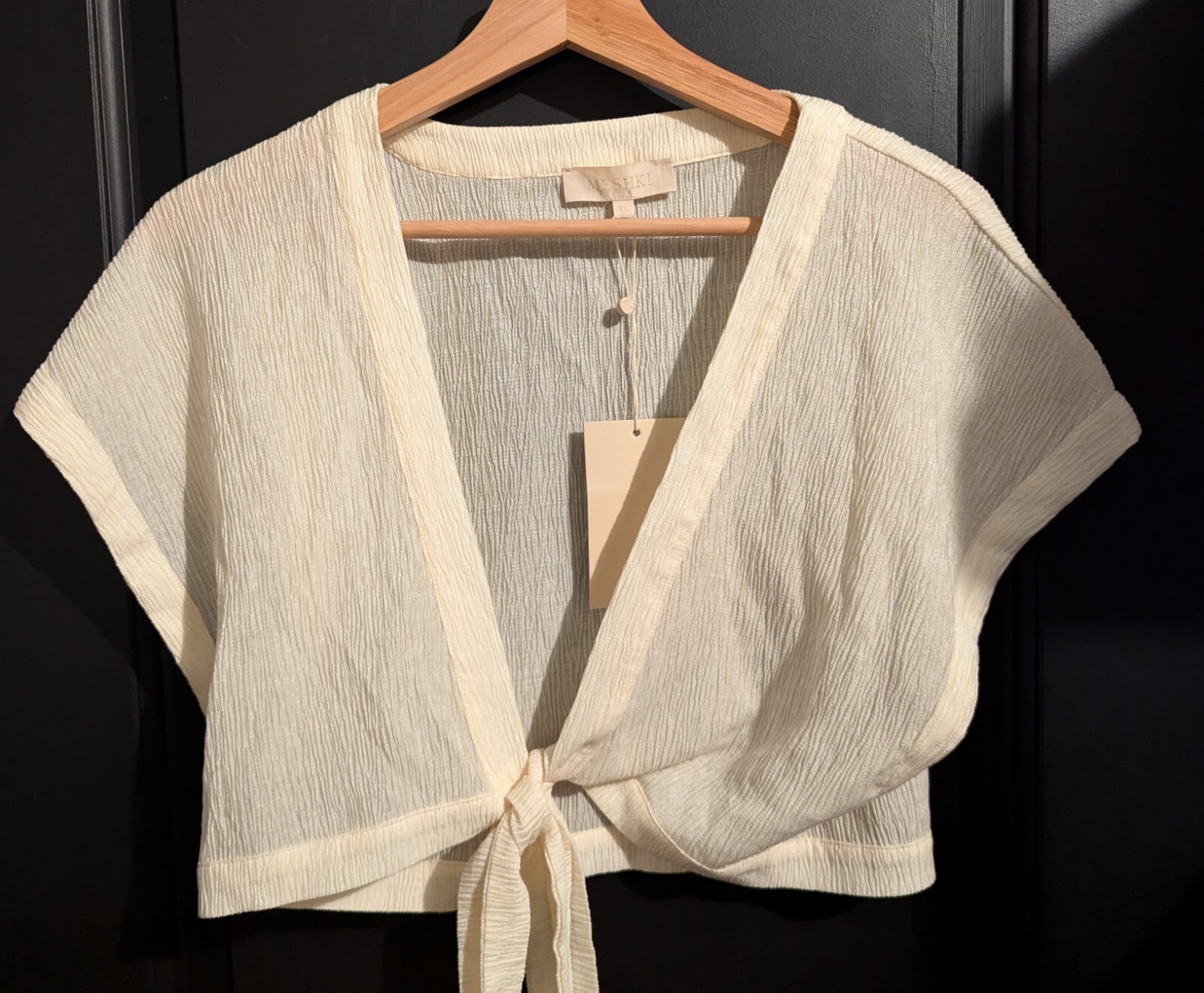 Meshki Women’s Rosa Crinkle Satin Crop Top Ivory Size XL – NWT