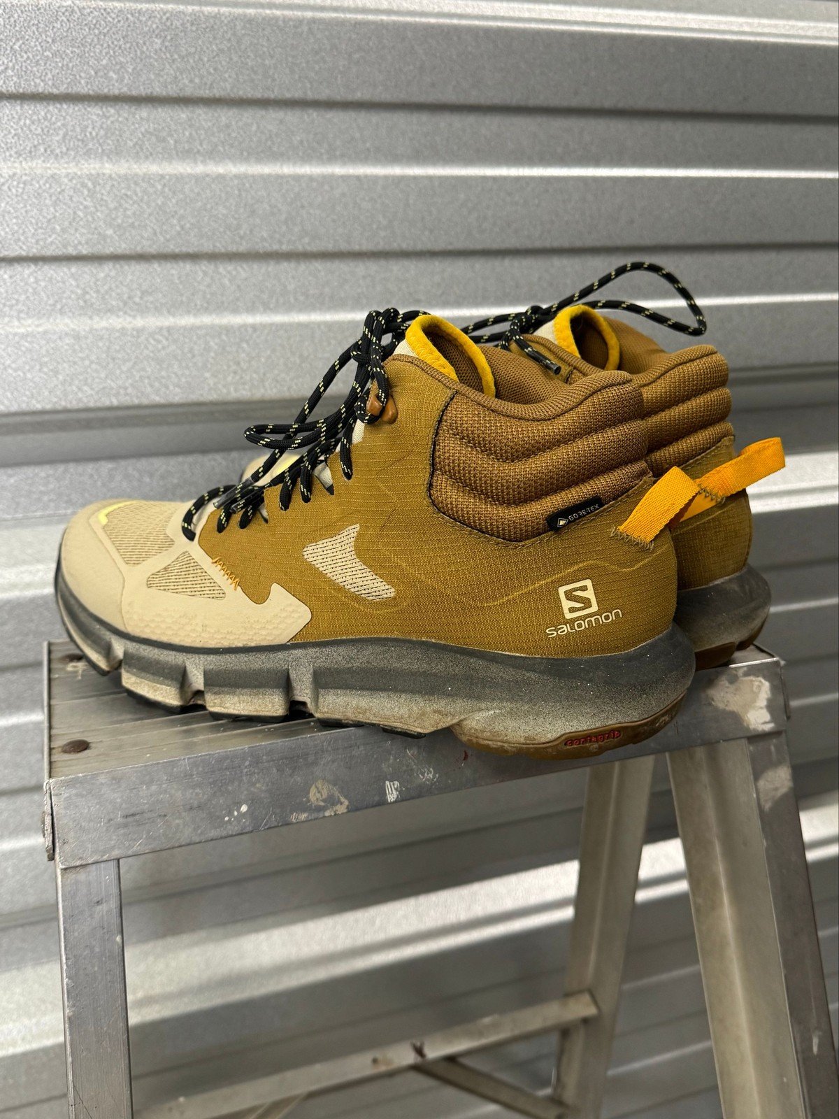 Salomon Predict Hike Mid Gore-Tex Hiking Trail Shoes – Size 9US