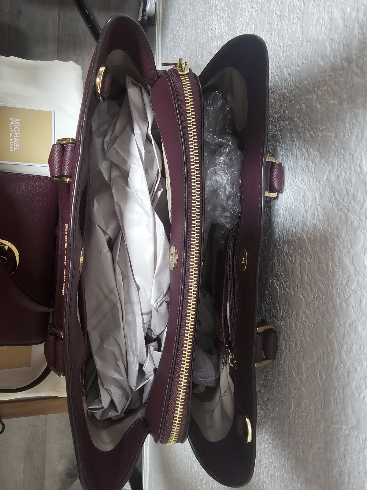 Michael Kors Savannah Saffiano Leather Bag with wallet & dust bag Burgundy Wine