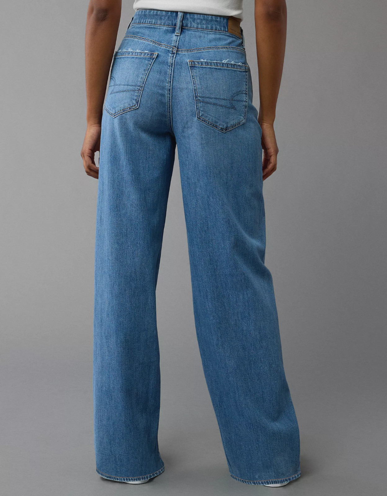 AE Dreamy Drape Stretch Super High-Waisted Baggy Wide-Leg Jean