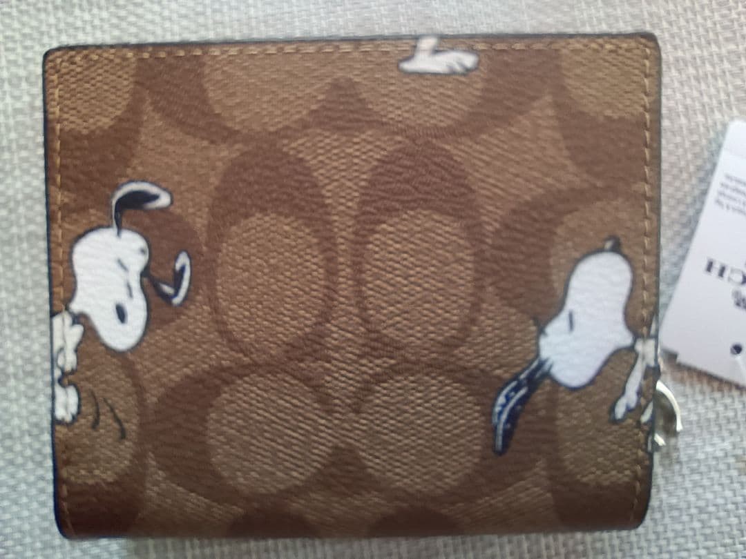 COACH Snoopy Pattern Bi fold Wallet