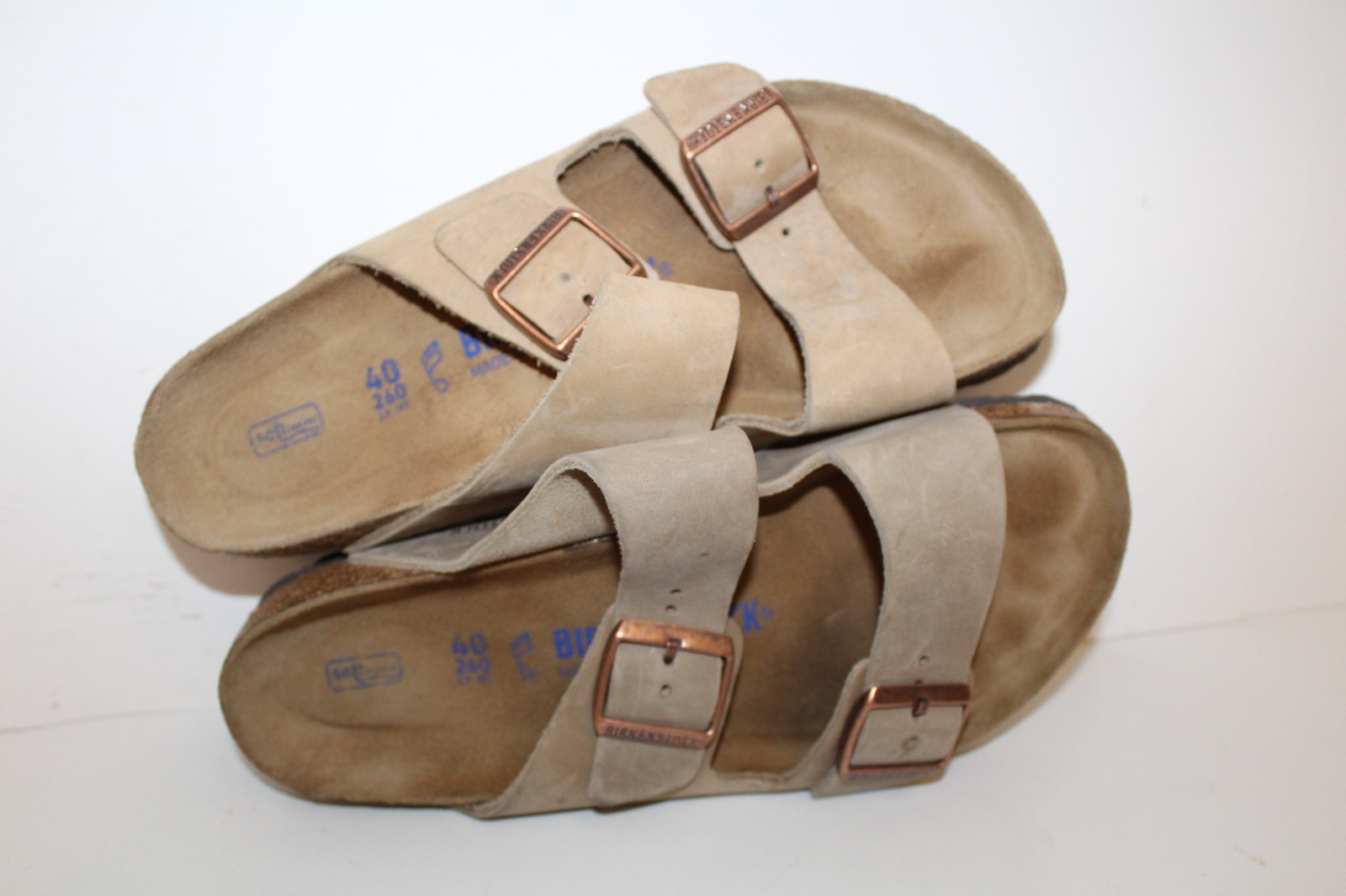 Birkenstock Arizona Leather Sandals Womens Sz 9 Regular/Wide Soft Footbed (READ)