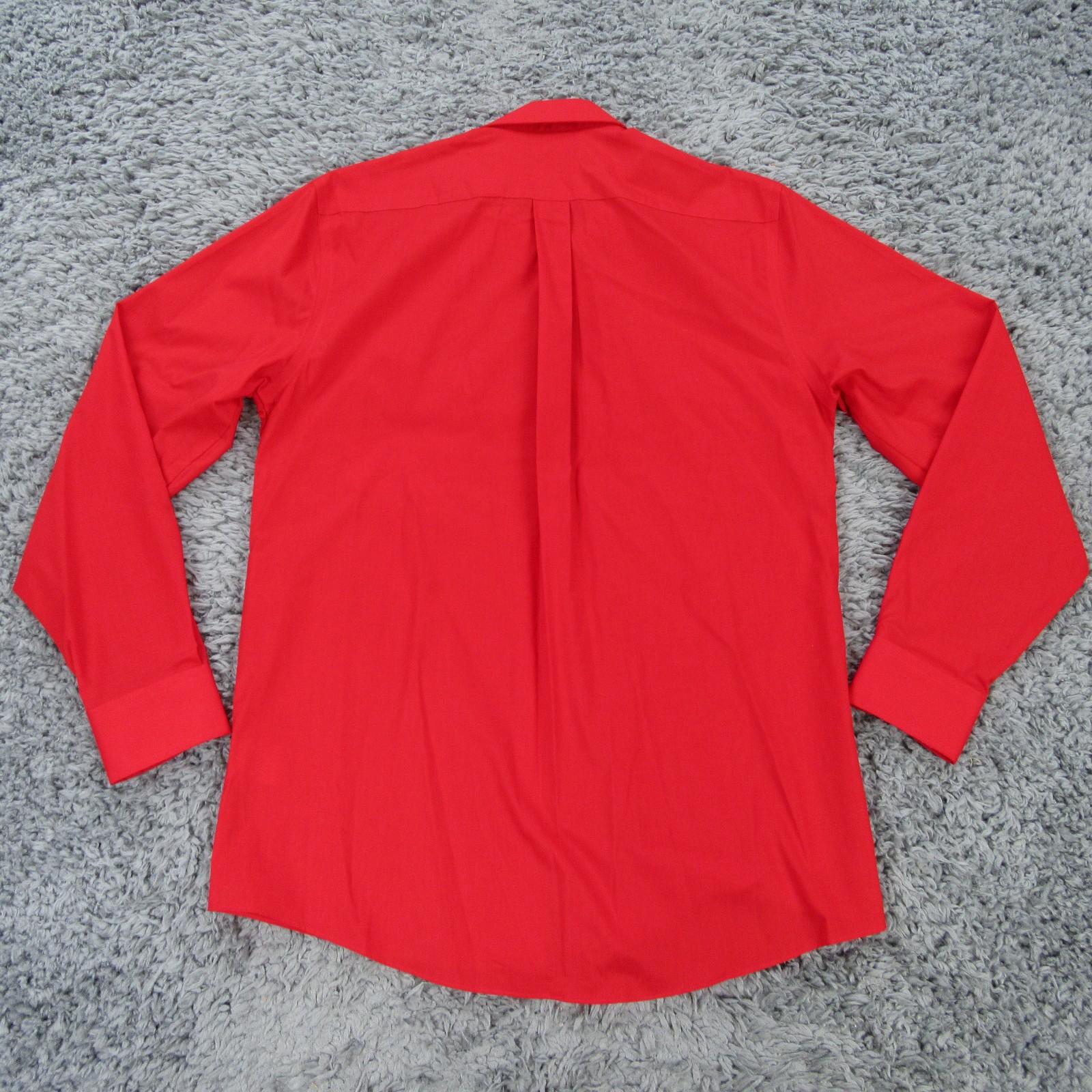 Stafford Travel Shirt Mens Medium Red Regular Fit Broadcloth Easy Care Button Up
