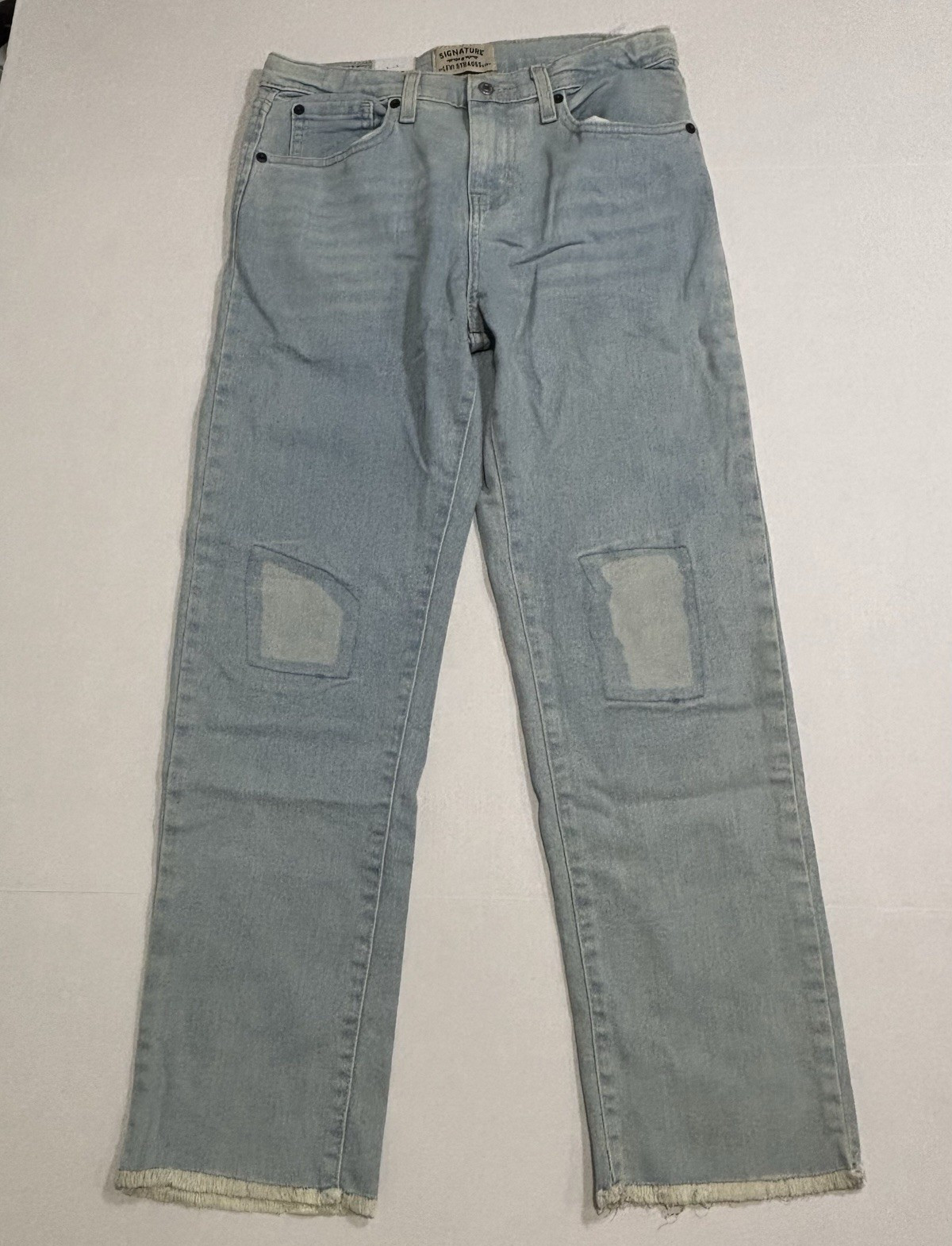 Signature by Levi Strauss & Co. Girls 16 Light Wash Straight Mid Rise Jeans