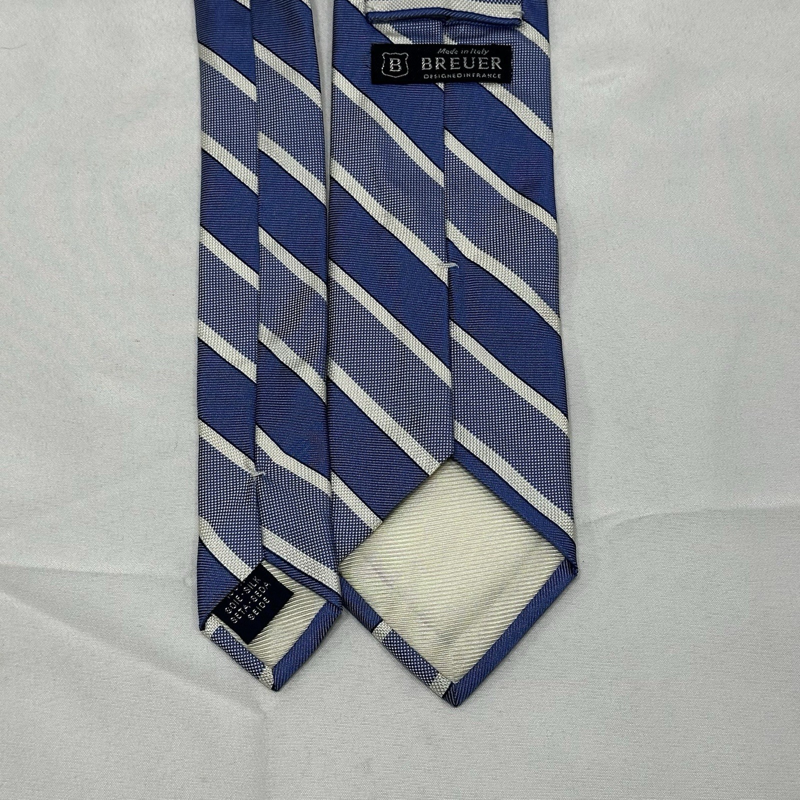 BREUER Men’s 100% Silk Necktie Designer Tie Blue White Striped L: 57” x W:3 1/8”