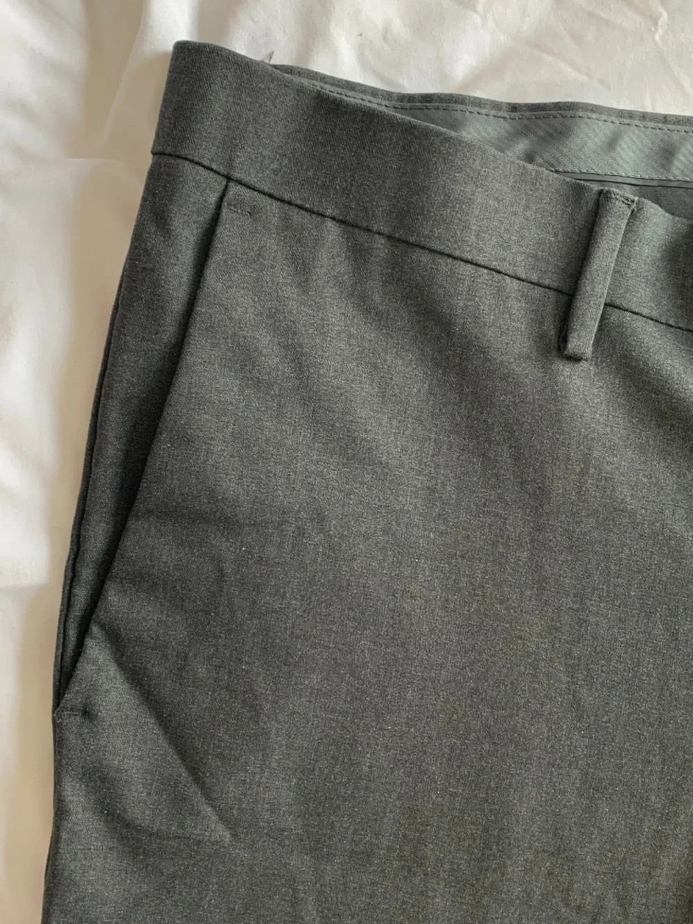 Men’s Gray Slim-Fit Stretch Dress Pants – Size 38W x 32L – Kenneth Cole Reaction