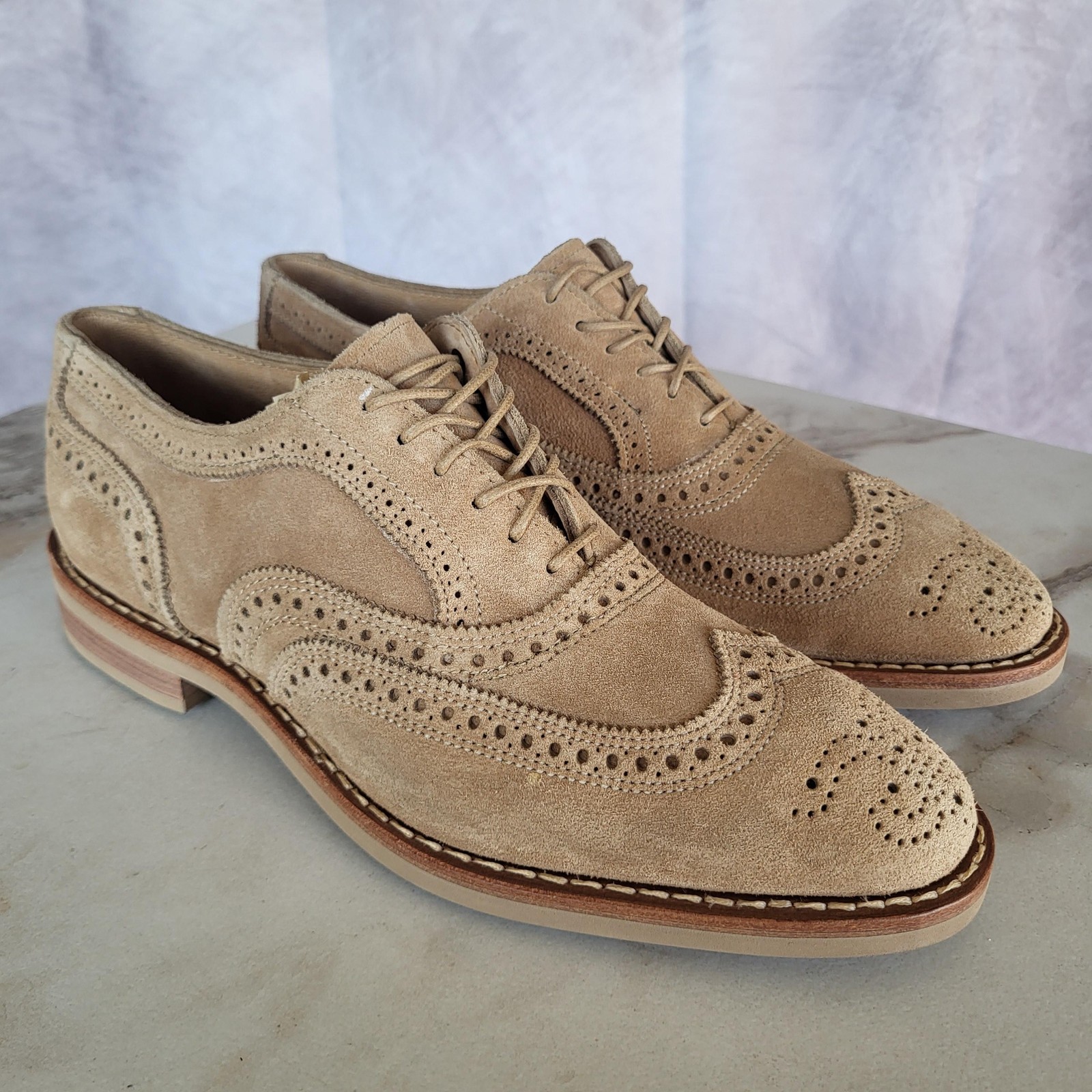 Allen Edmonds Neumok Suede Wingtip Featherwelt Oxfords Men’s Size 9 E