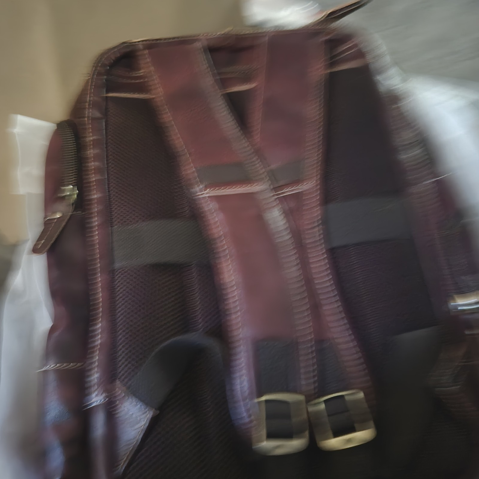Lannsyne Full Grain Leather Backpack