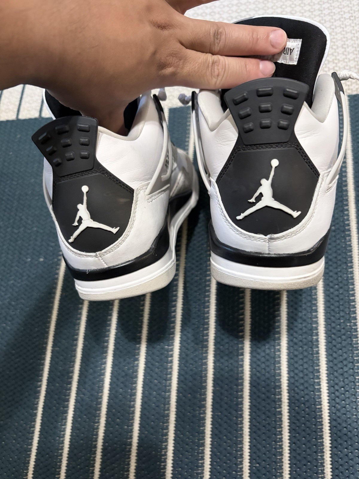 Air Jordan 4 Retro Military Black/White/Black-Neutral Grey 8.5