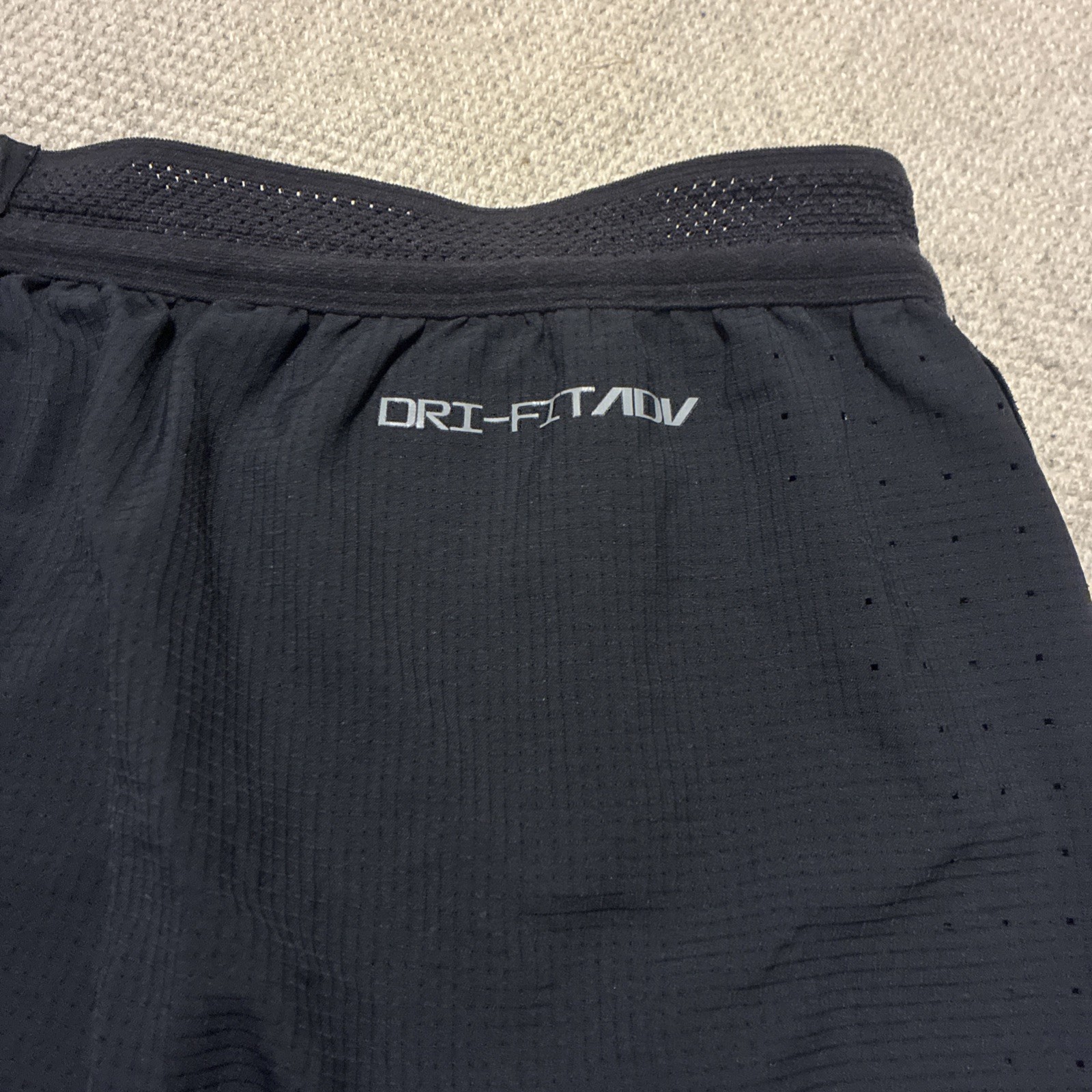 NIKE AeroSwift 2′ Shorts Medium Mens Black White Lined Drifit ADV Running Racing
