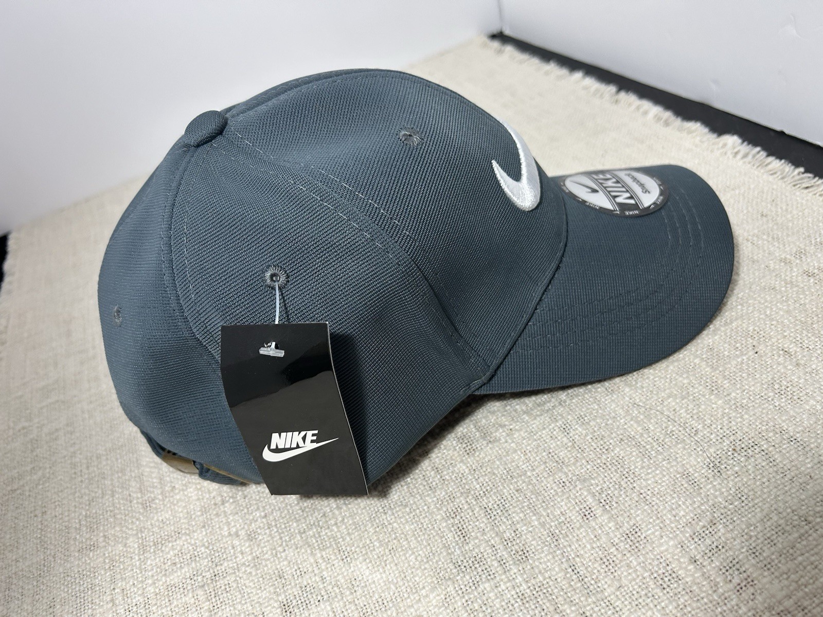Nike Gray Snapback Baseball Cap White Swoosh Logo Adjustable One Size Men