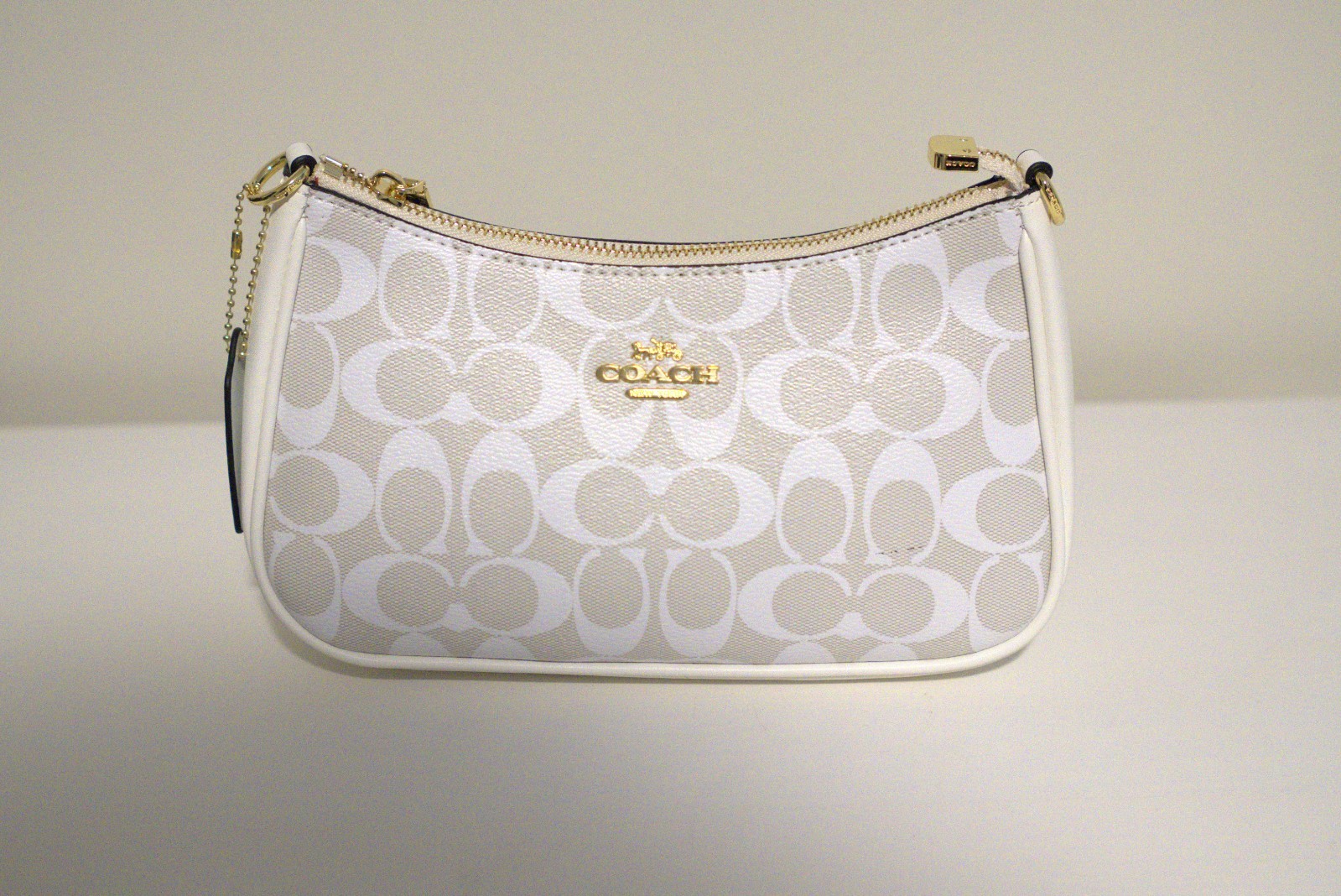 Coach 2Way Shoulder Bag CA548 Signature Canvas White Smooth Leather Outlet