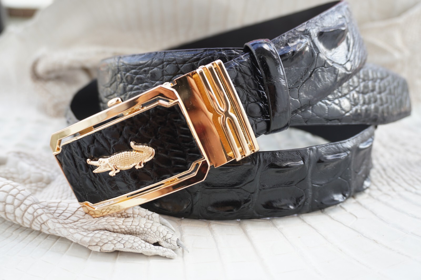 W 1.5 inch – Black Genuine CROCODILE Hornback LEATHER Skin Men’s Belt