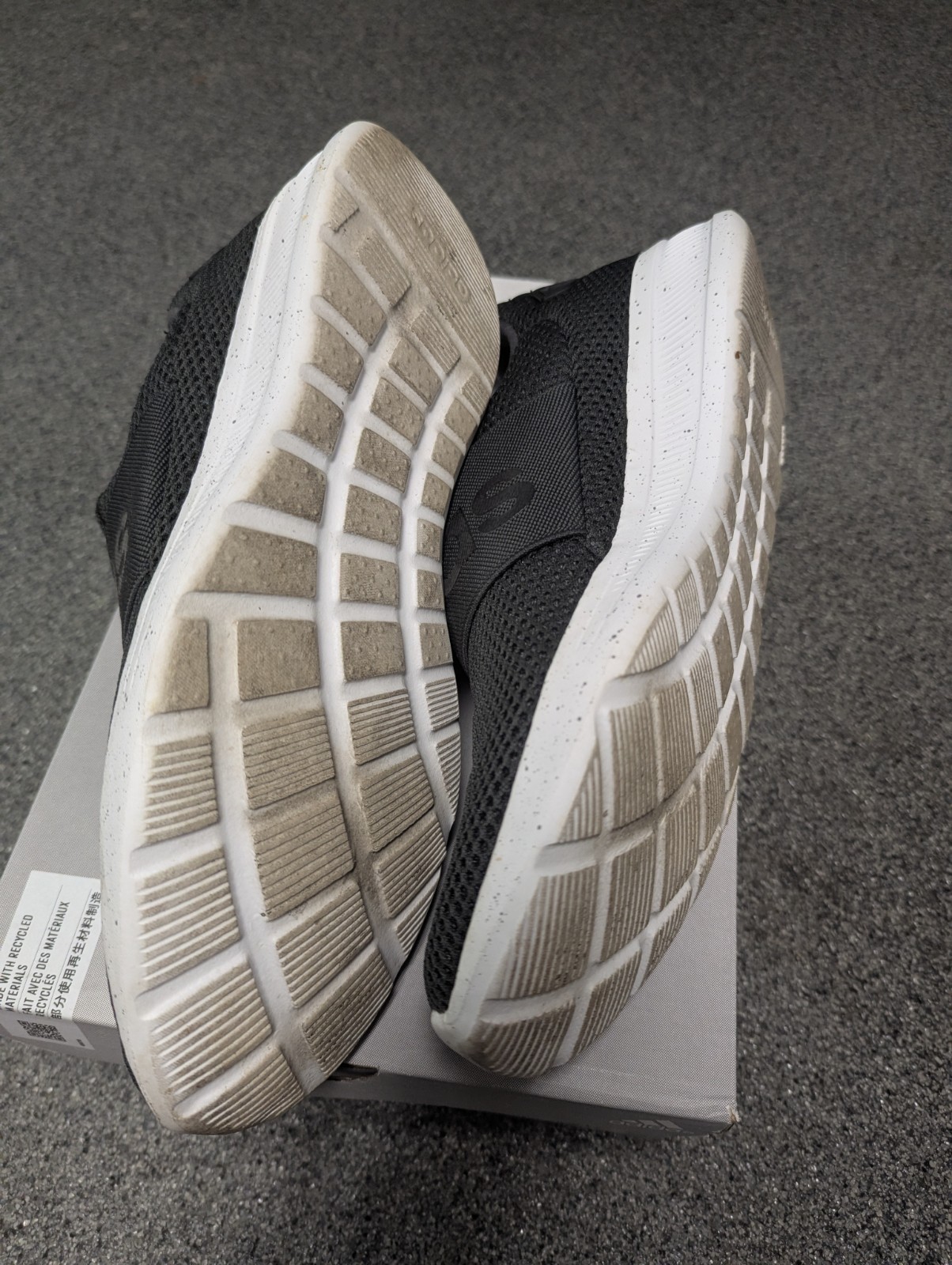 Men’s Adidas Lite Racer Adapt 4.0 Black / White Size 9.5 Shoes