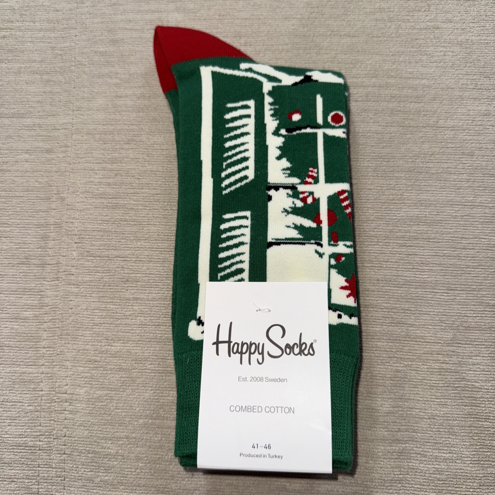 Happy Socks Men’s/Unisex Classic Crew Socks, Christmas Santa Socks Size 8-12
