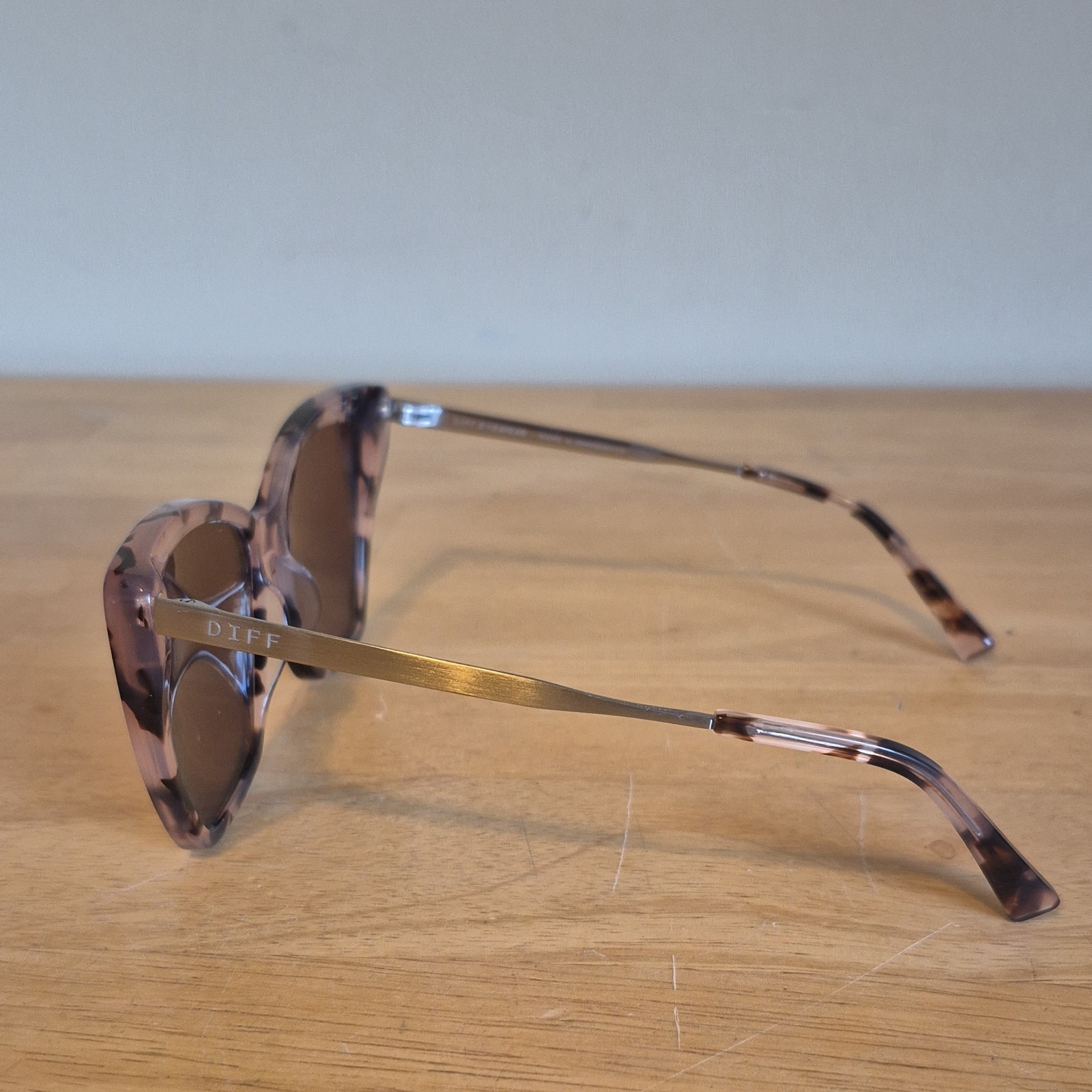 DIFF Mirror Sunglasses Becky II HM-TF30P Pink Tortoise Cat Eye Frame