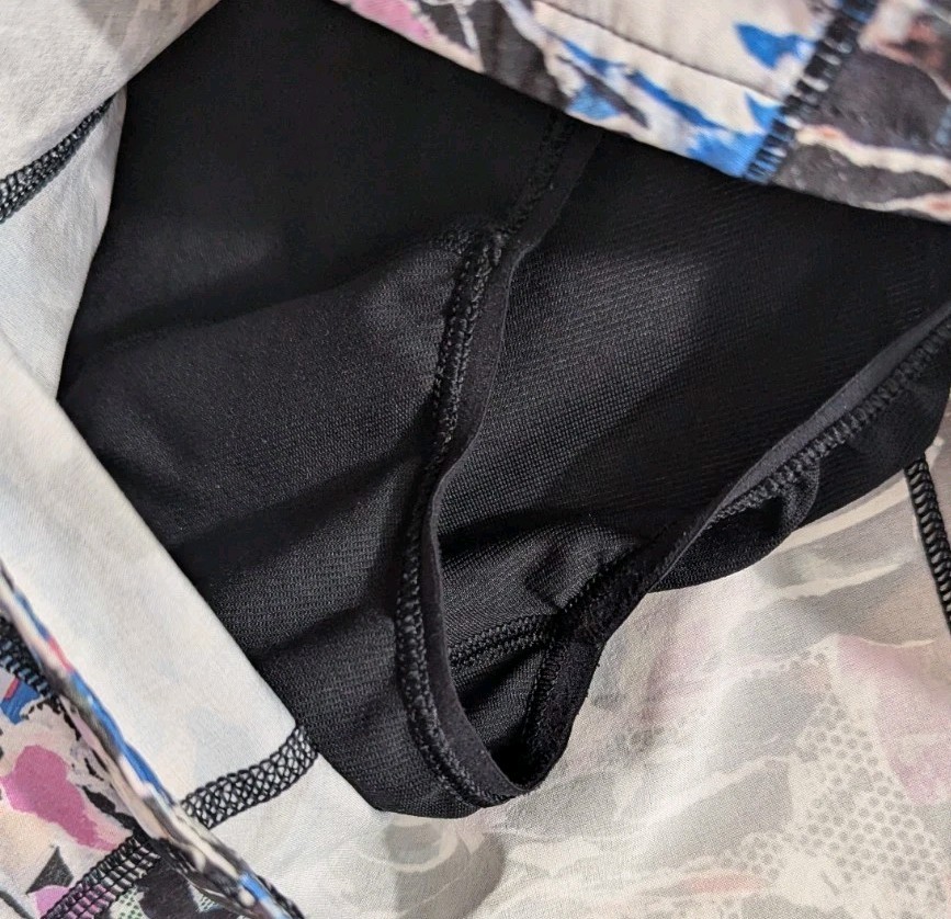 Lululemon Speed Up Lined Shorts Size 4 Womens Colorful Vented Side Slit Pockets
