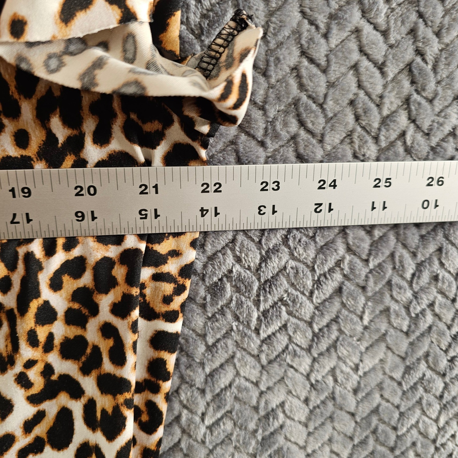 Womens Leopard Print Short Sleeve Blouse Keyhole Tie Banded Hem Large Mob Wife