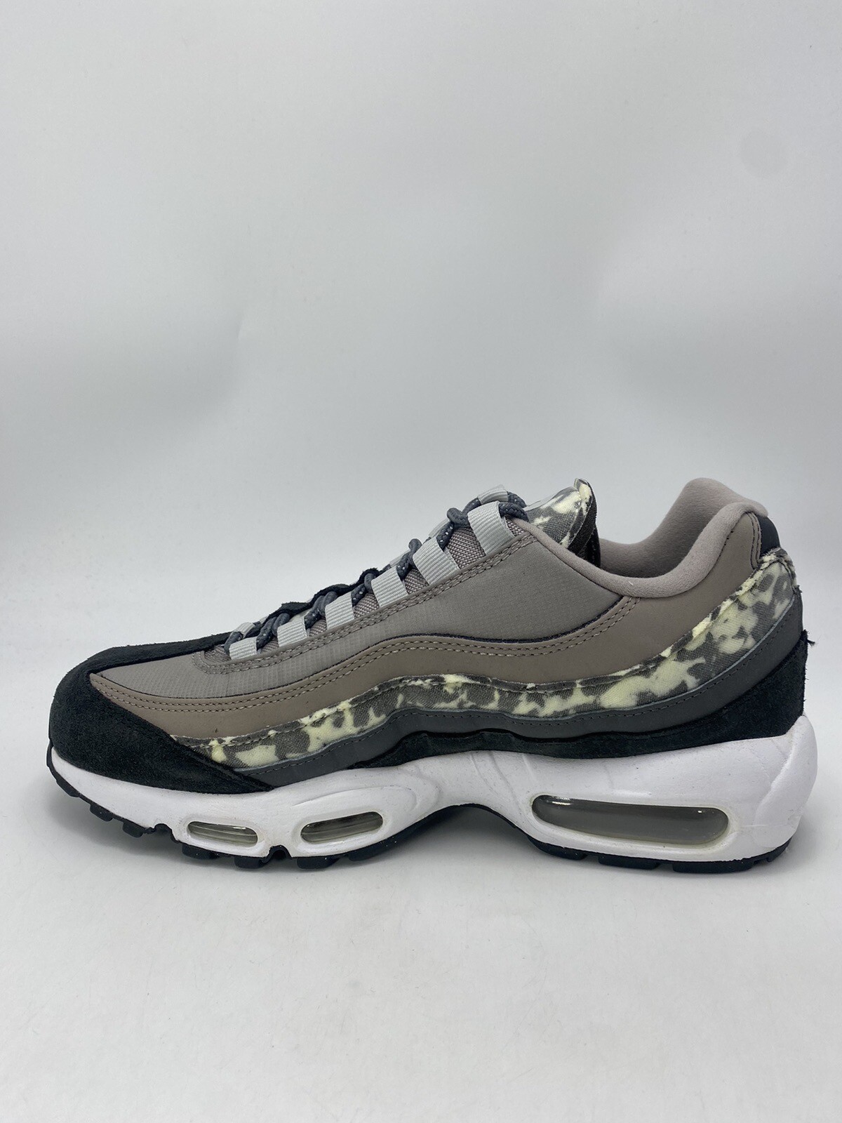 Nike Air Max 95 SE Enigma Stone Camo Off Noir Shoes CU1560-001 Men’s Size 9