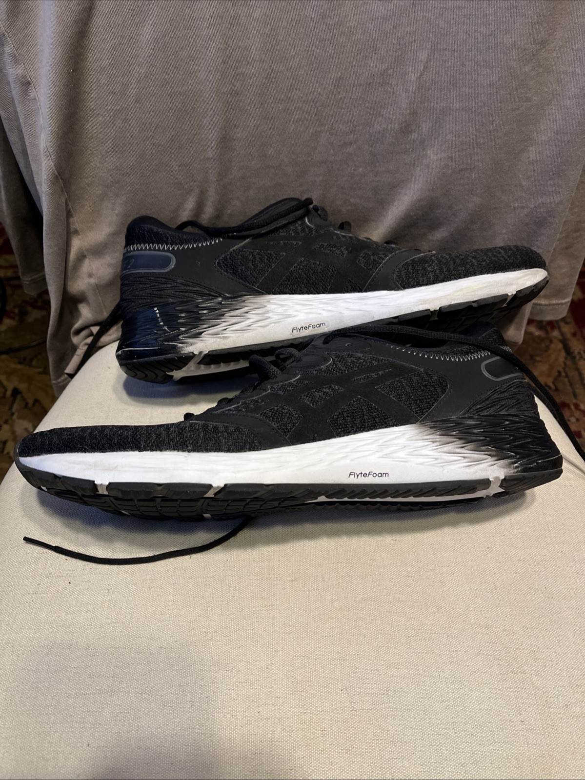 ASICS Road hawk FF 2