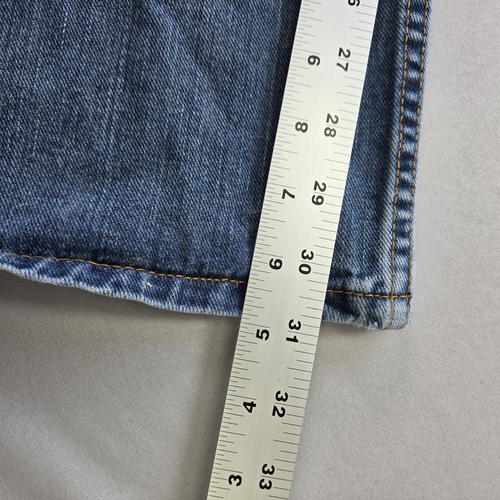 Vintage Levis 567 Mens Jeans Blue 36×31 Loose Bootcut Y2K 2004 Grunge Faded