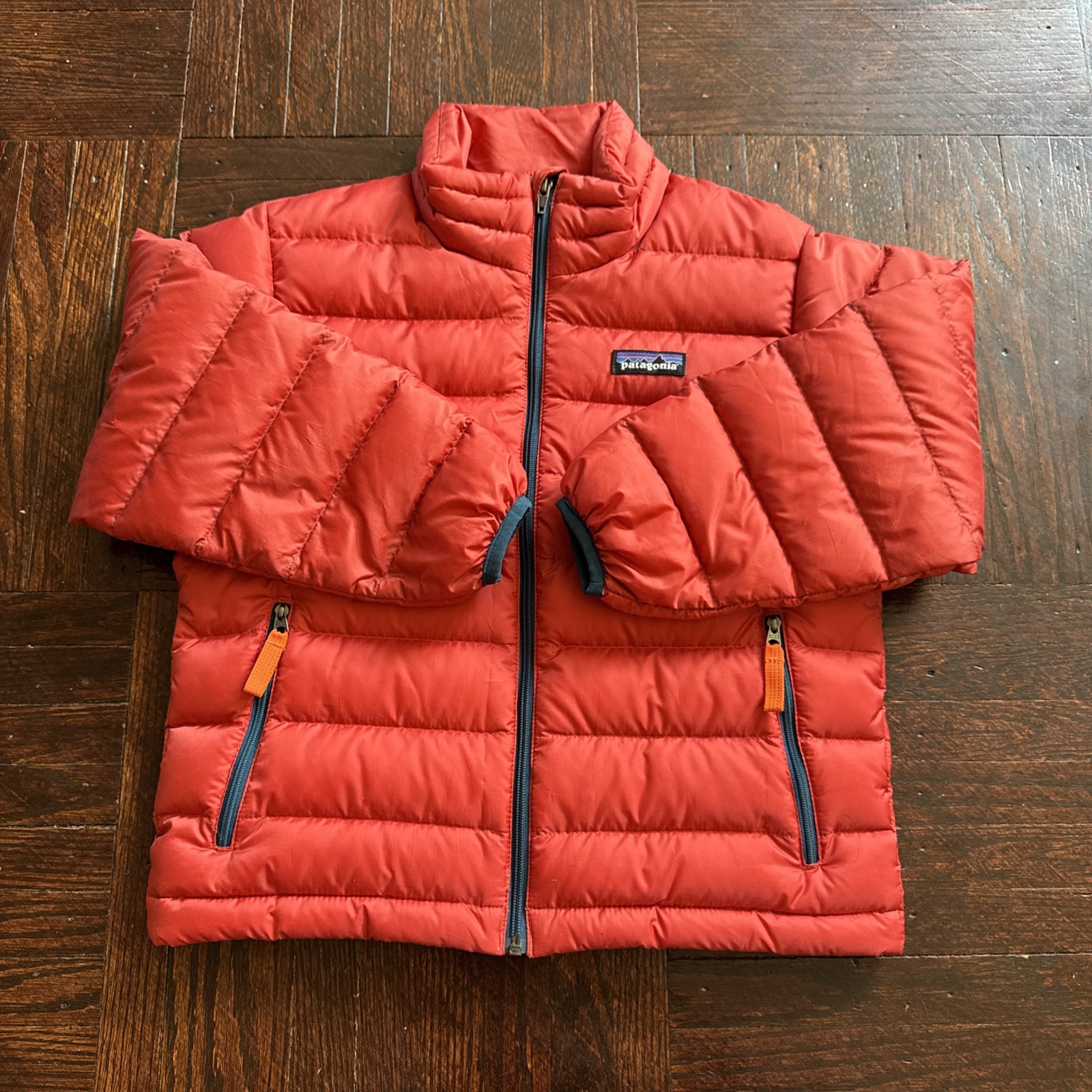 Patagonia Kids Boys XS 5-6 Red Blue Down Puffer Jacket Coat