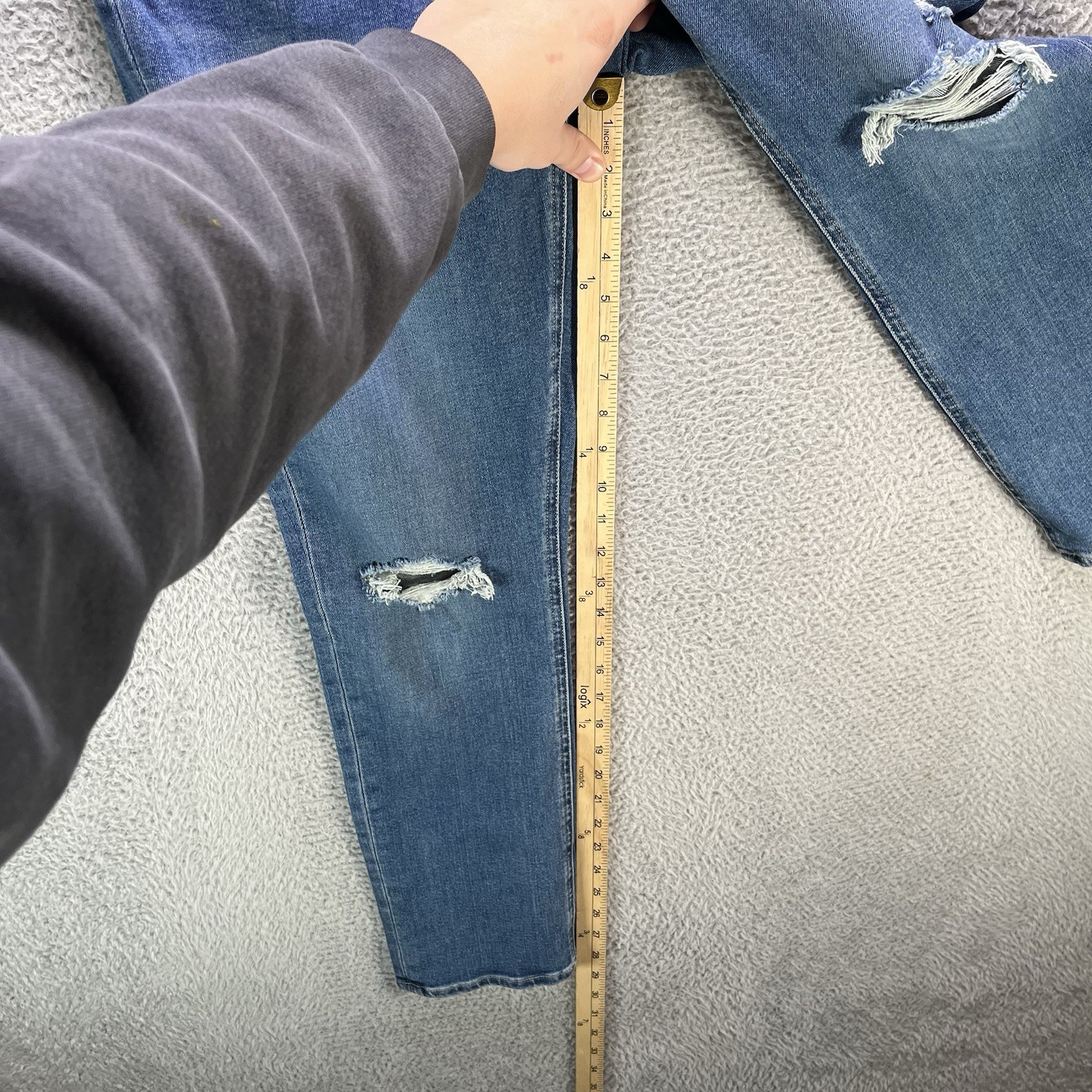 Gap Vintage High Rise Slim Jeans Womens 31 / 12R Blue Distressed Denim NWT