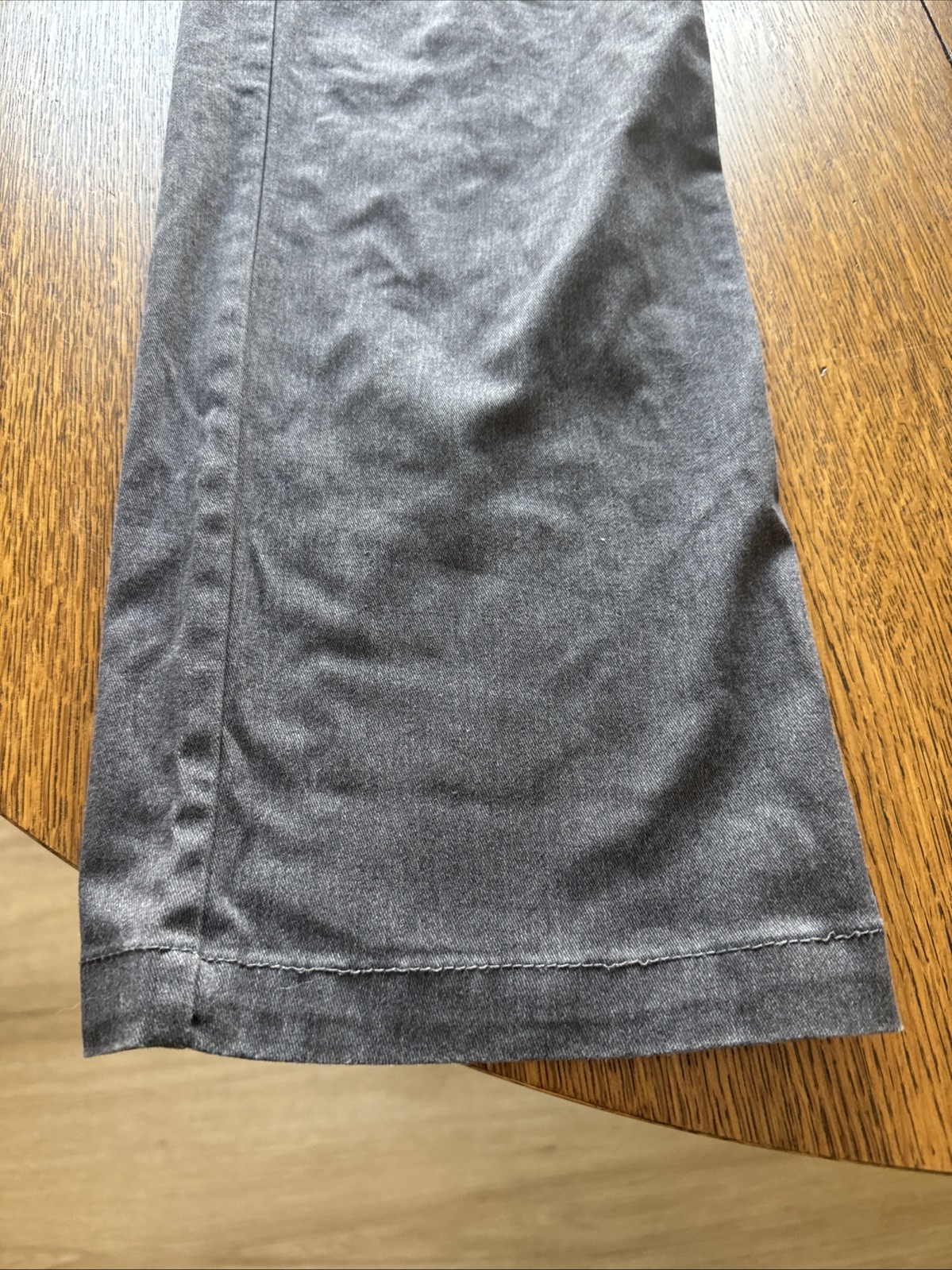 Volcom Pants Gray Flat Front Men’s Size 38×33 True to this