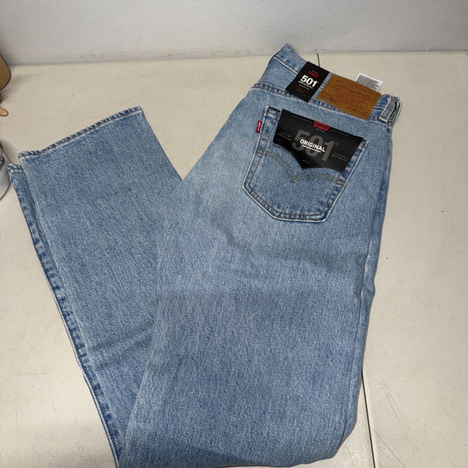 LEVI STRAUSS Men 501 Original Buttonfly Denim Jeans – 30×32