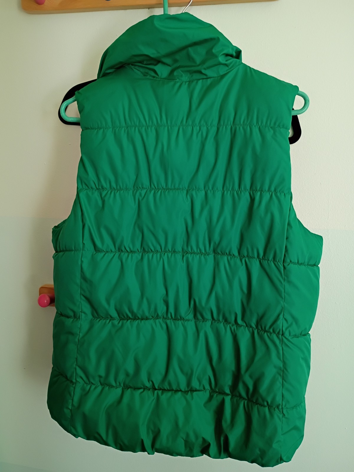 Old Navy L emerald Green Vest With Zipper And Button Closure