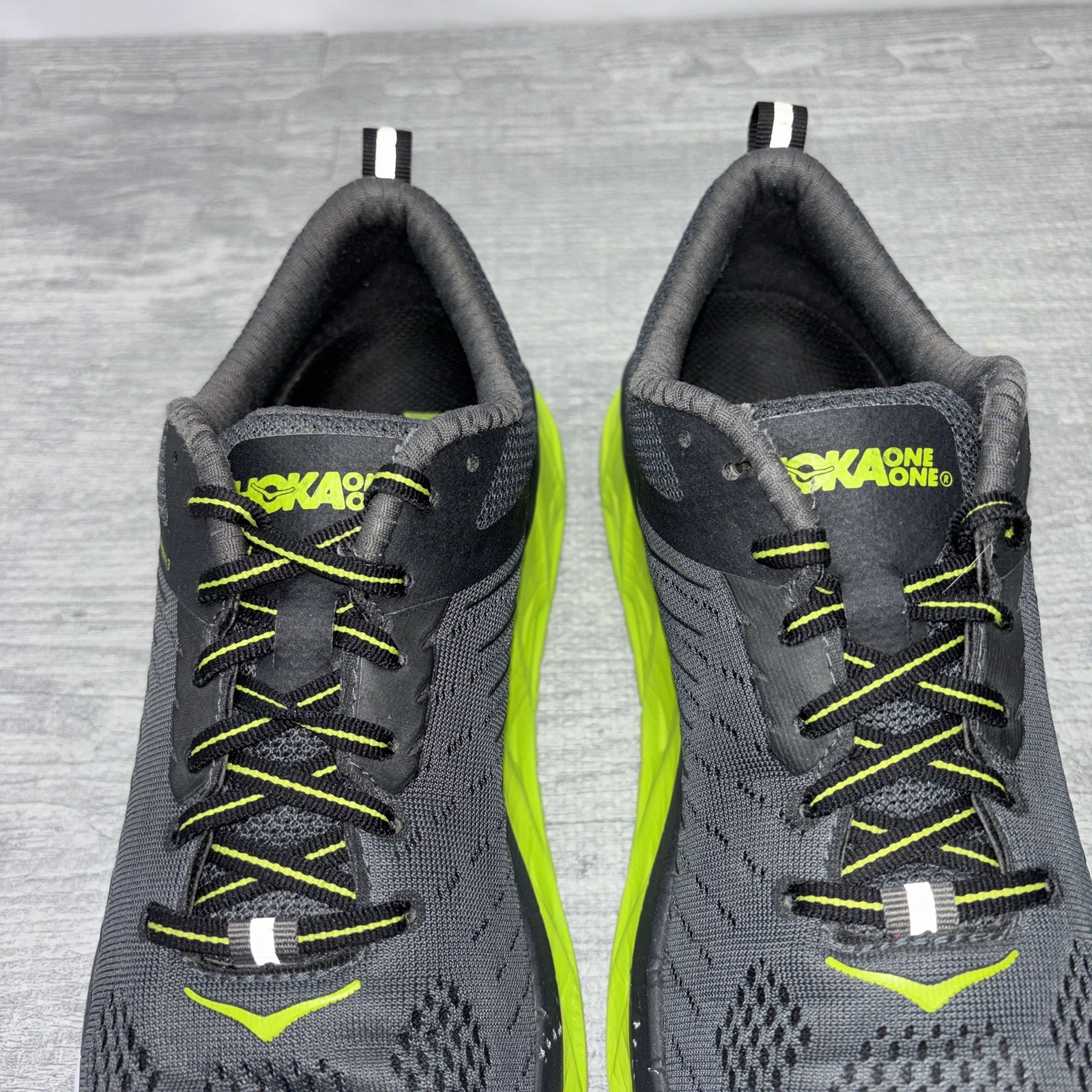 Hoka One One Arahi 3 Running Shoe Womens Size 7.5 Gray Athletic Gym Sneaker
