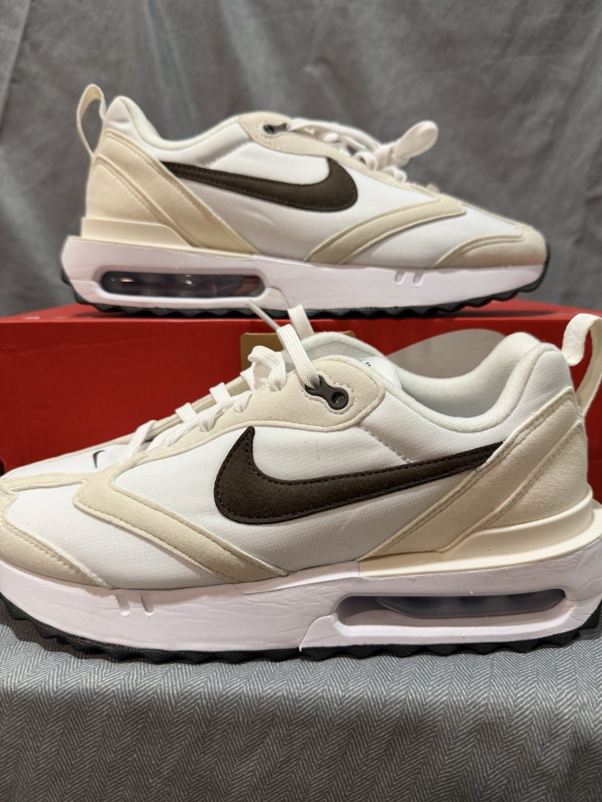 Nike Air Max Dawn White /Baroque Brown DC4068-102 Wms Sz 7 Box No Lid