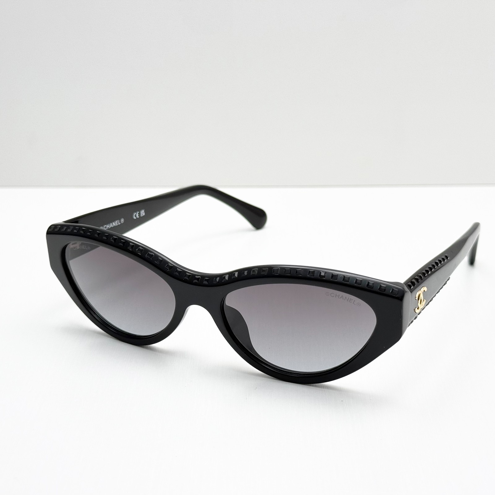 Chanel CH71670A Cat Eye Sunglasses Black Gray Lens Gold CC Logo Women Italy