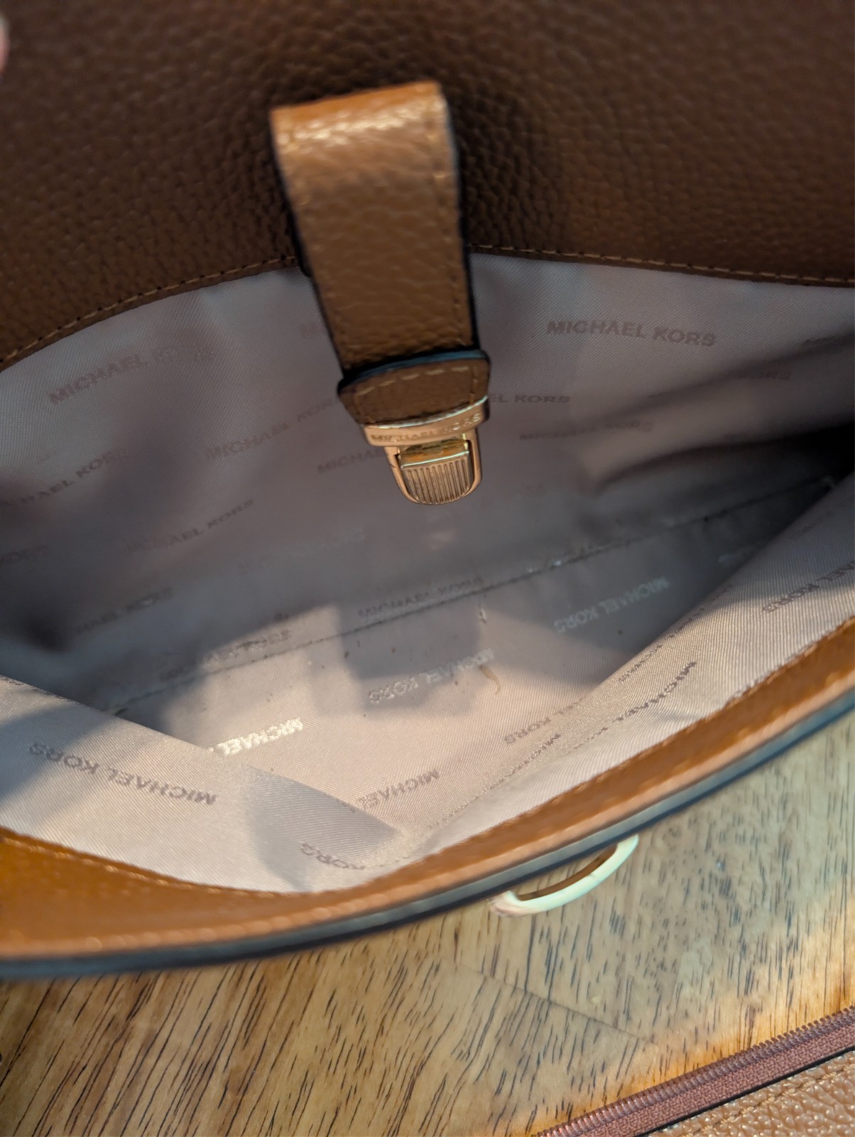 michael kors brown handbag crossbody used leather