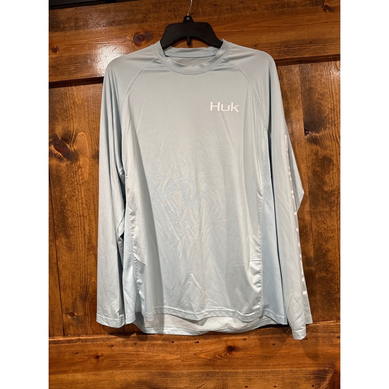 Huk Performance Fishing Mens Long Sleeve Shirt Light Blue Bass Graphic Size M