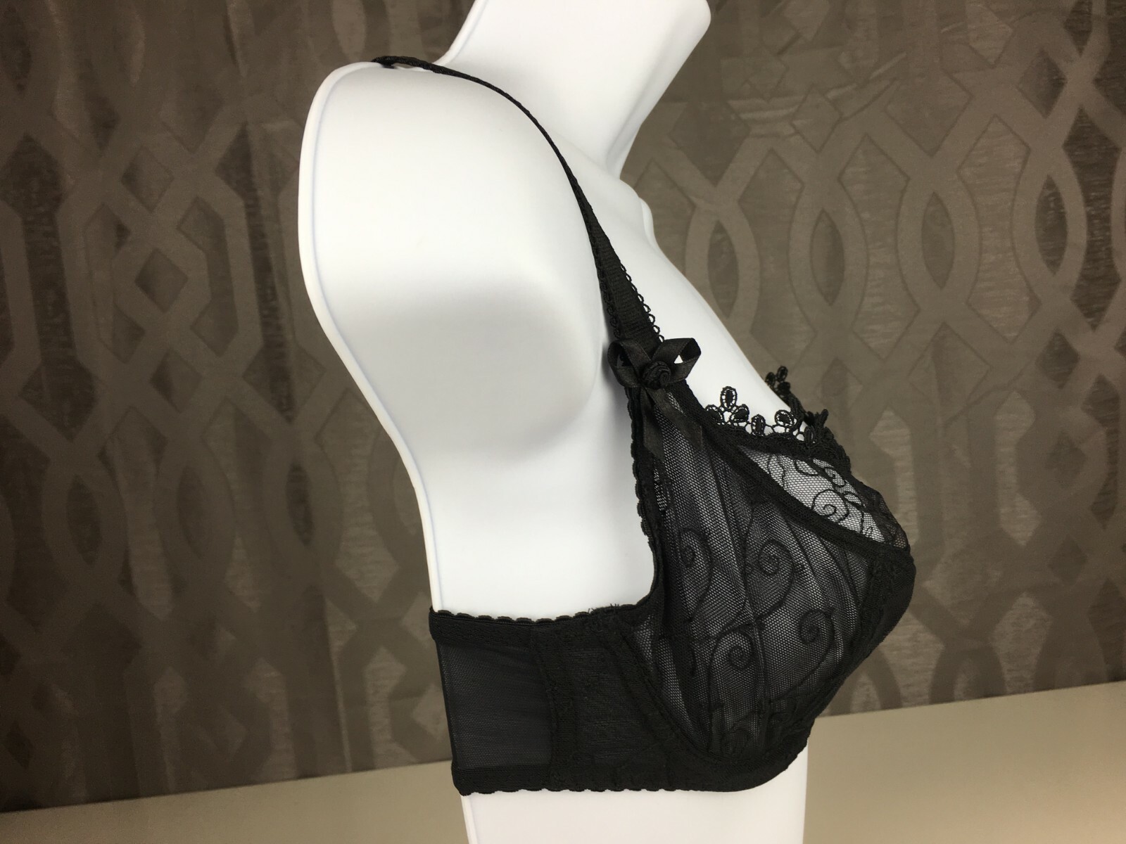 Ruby Pink KEIA Sexy Lingerie Sheer Embroidered Lace Underwire Bra – Black 1051