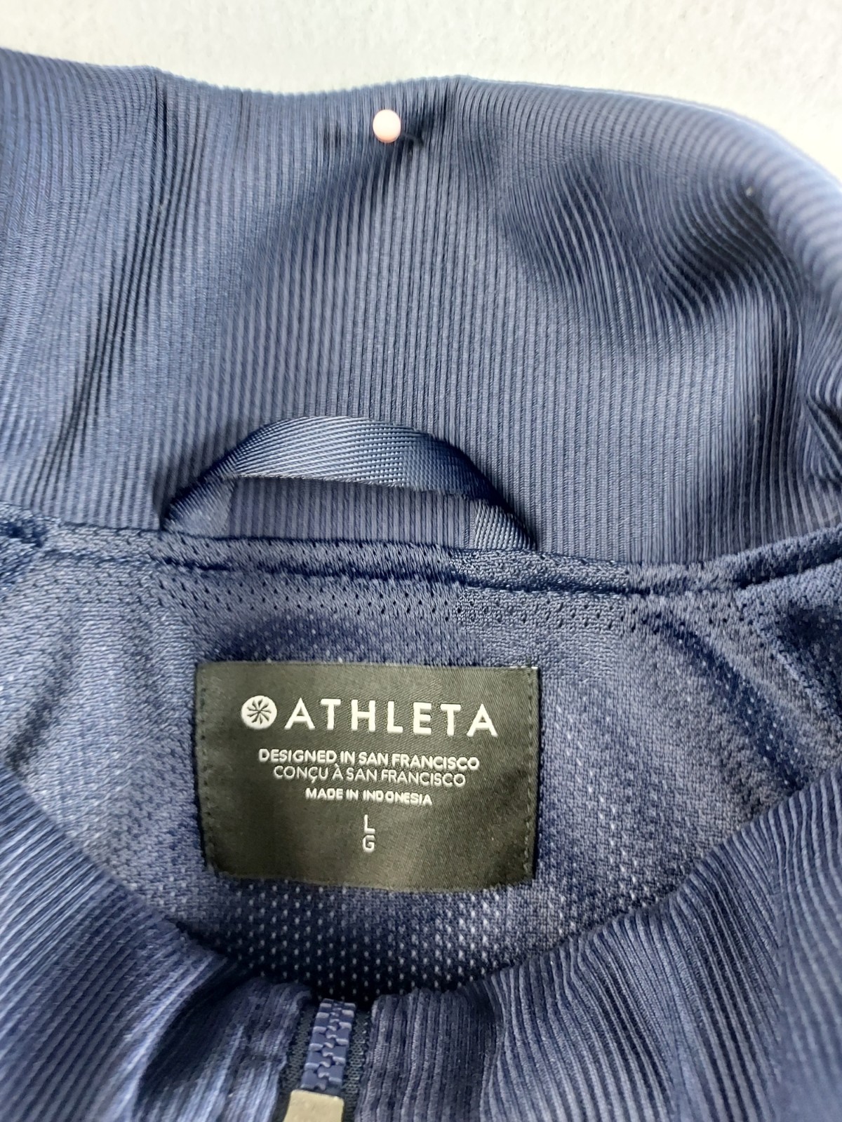 Athleta Women Bomber Jacket L Blue Cano Full Zip High Neck Pockets Outerwear