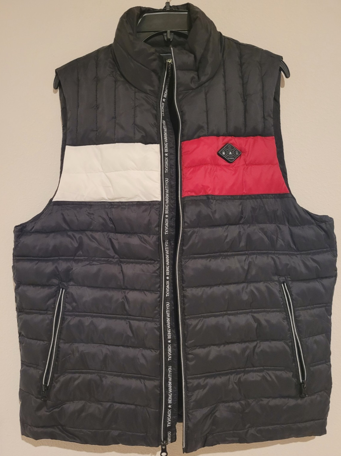 TKVOROAX Men’s Puffer Vest Black Red White Color-block Full Zip Quilted Size M
