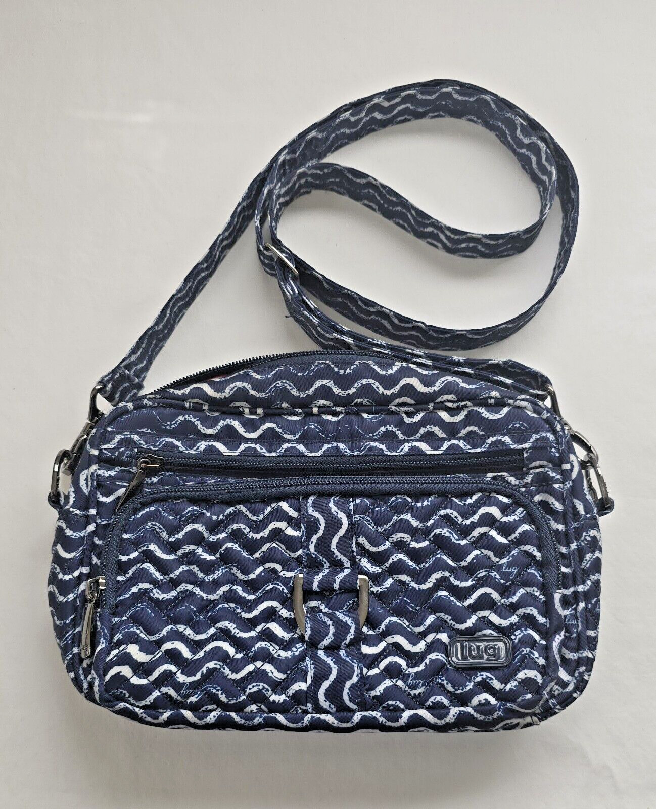 Lug Carousel Convertible Crossbody Navy White Waves Classic Purse *Small Tear*