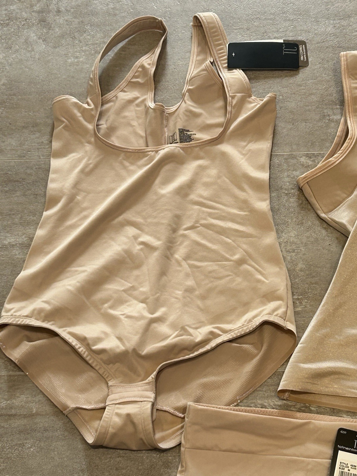 TC Fine Intimates Firm Control Shapewear Nude Smoothing Layering (3) New Items M